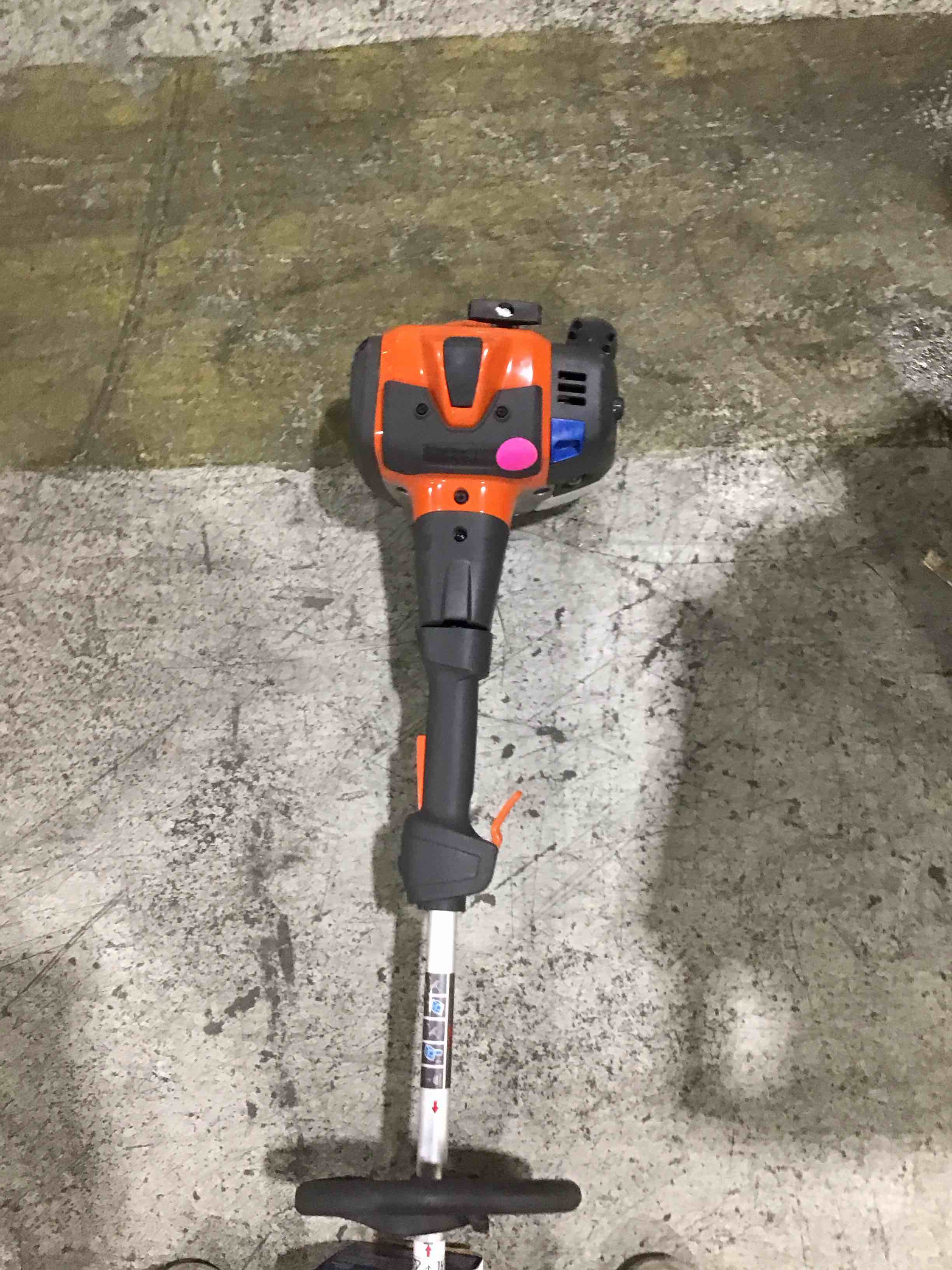 https://s3.amazonaws.com/lotting-images-prod/bidfta/PPE1748704_1738182939719.jpeg