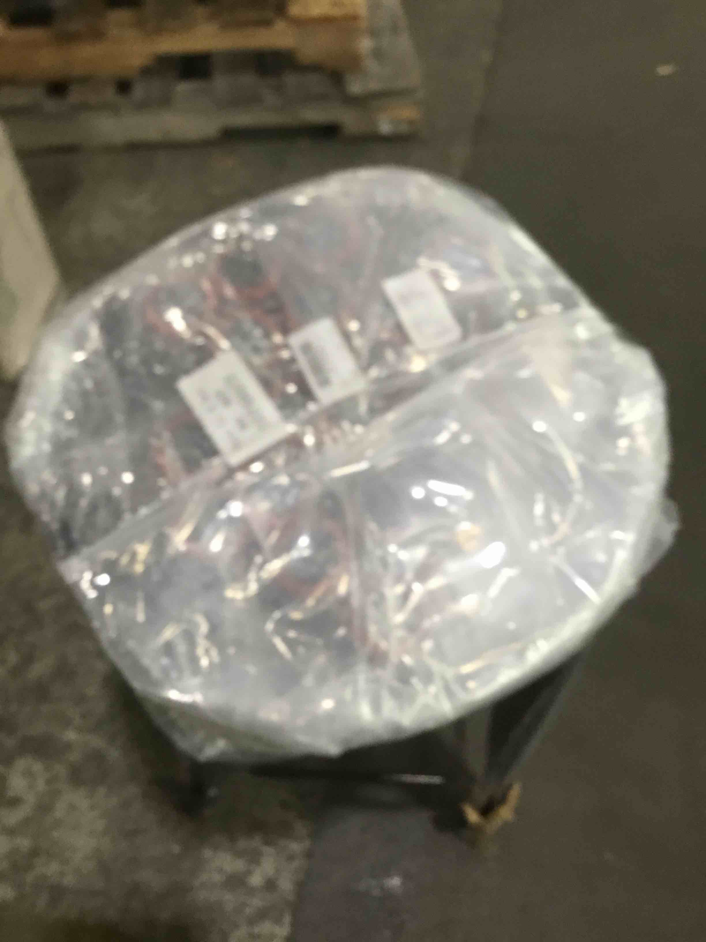 https://s3.amazonaws.com/lotting-images-prod/bidfta/PPE1749992_1740071070531.jpeg