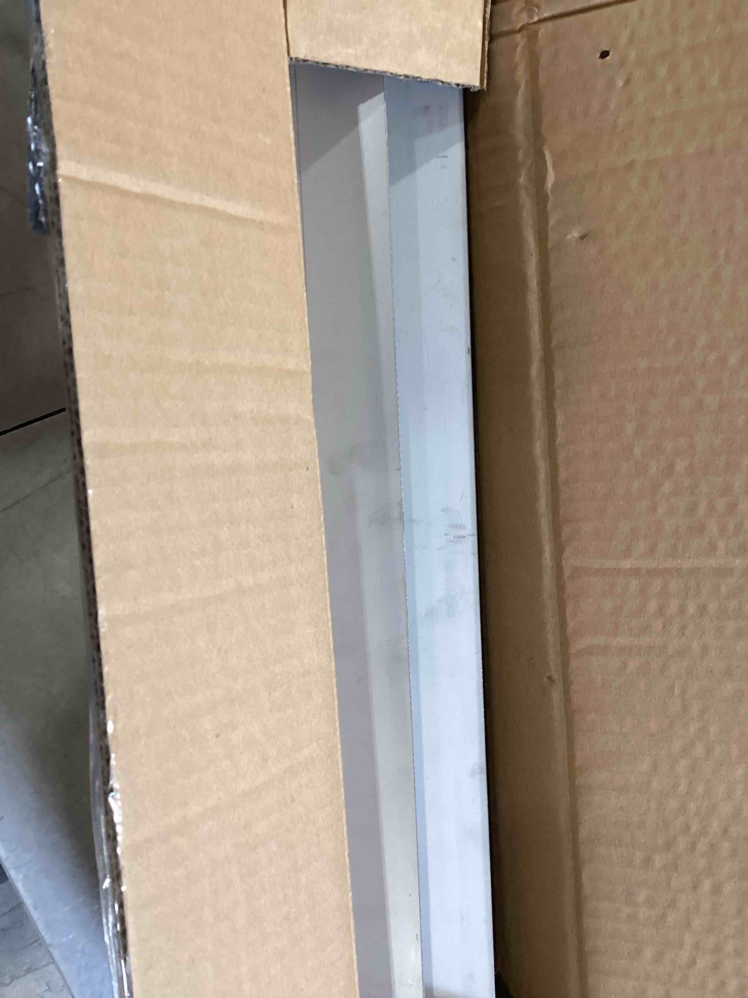 https://s3.amazonaws.com/lotting-images-prod/bidfta/PPE1768969_1742322722031.jpeg