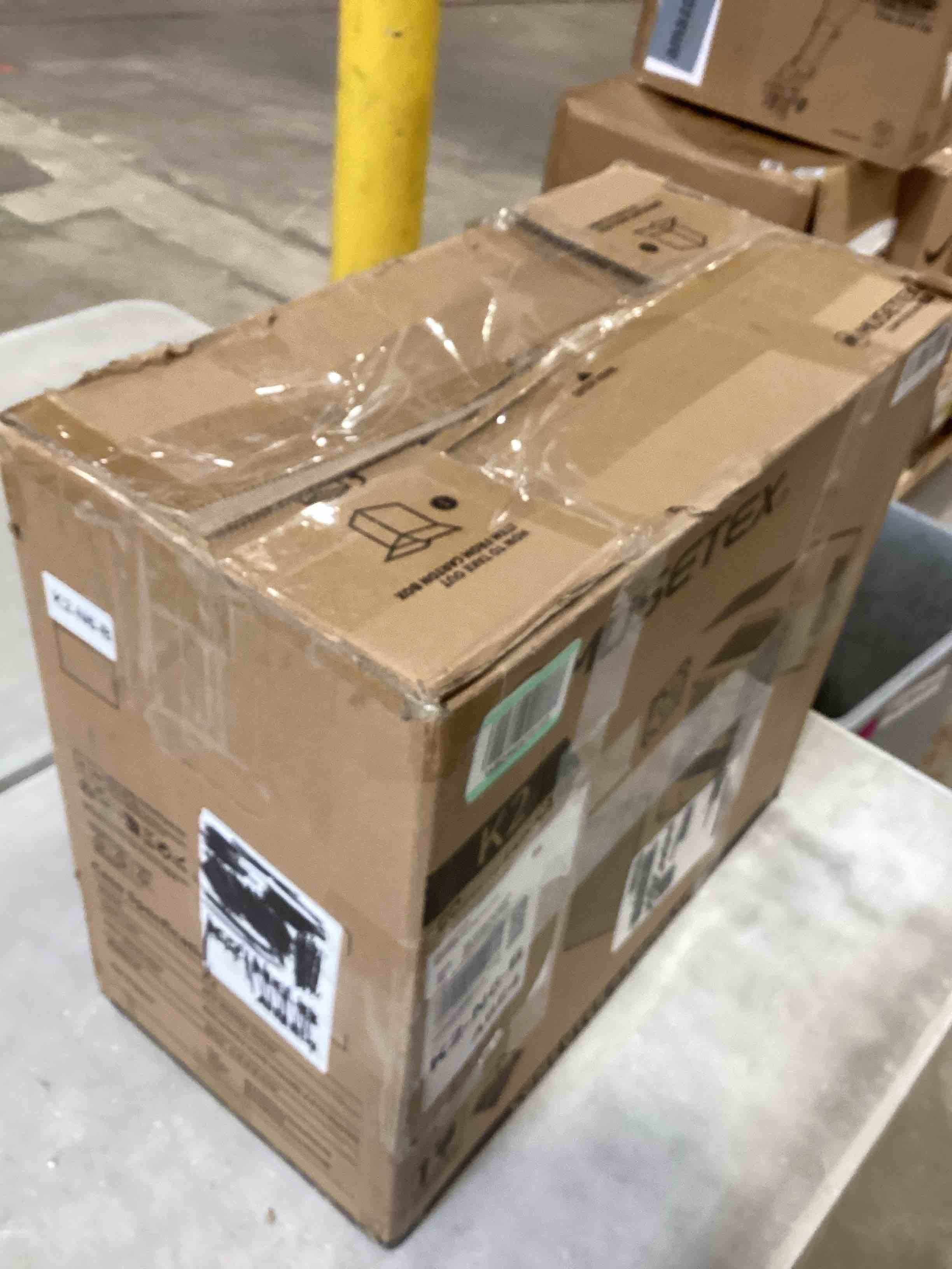 https://s3.amazonaws.com/lotting-images-prod/bidfta/PPE1769884_1744830332771.jpeg