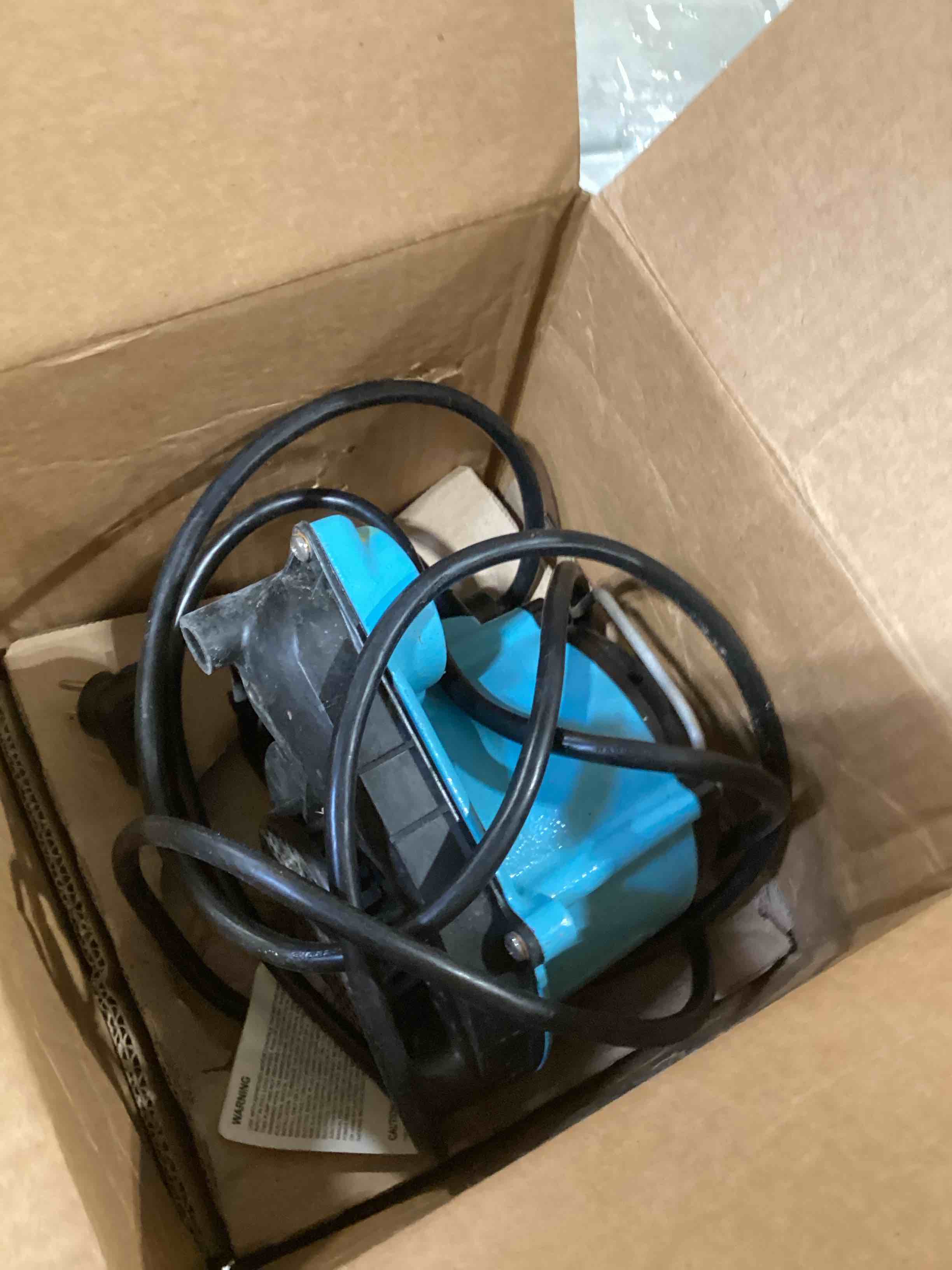 https://s3.amazonaws.com/lotting-images-prod/bidfta/PPE1769930_1744894608640.jpeg