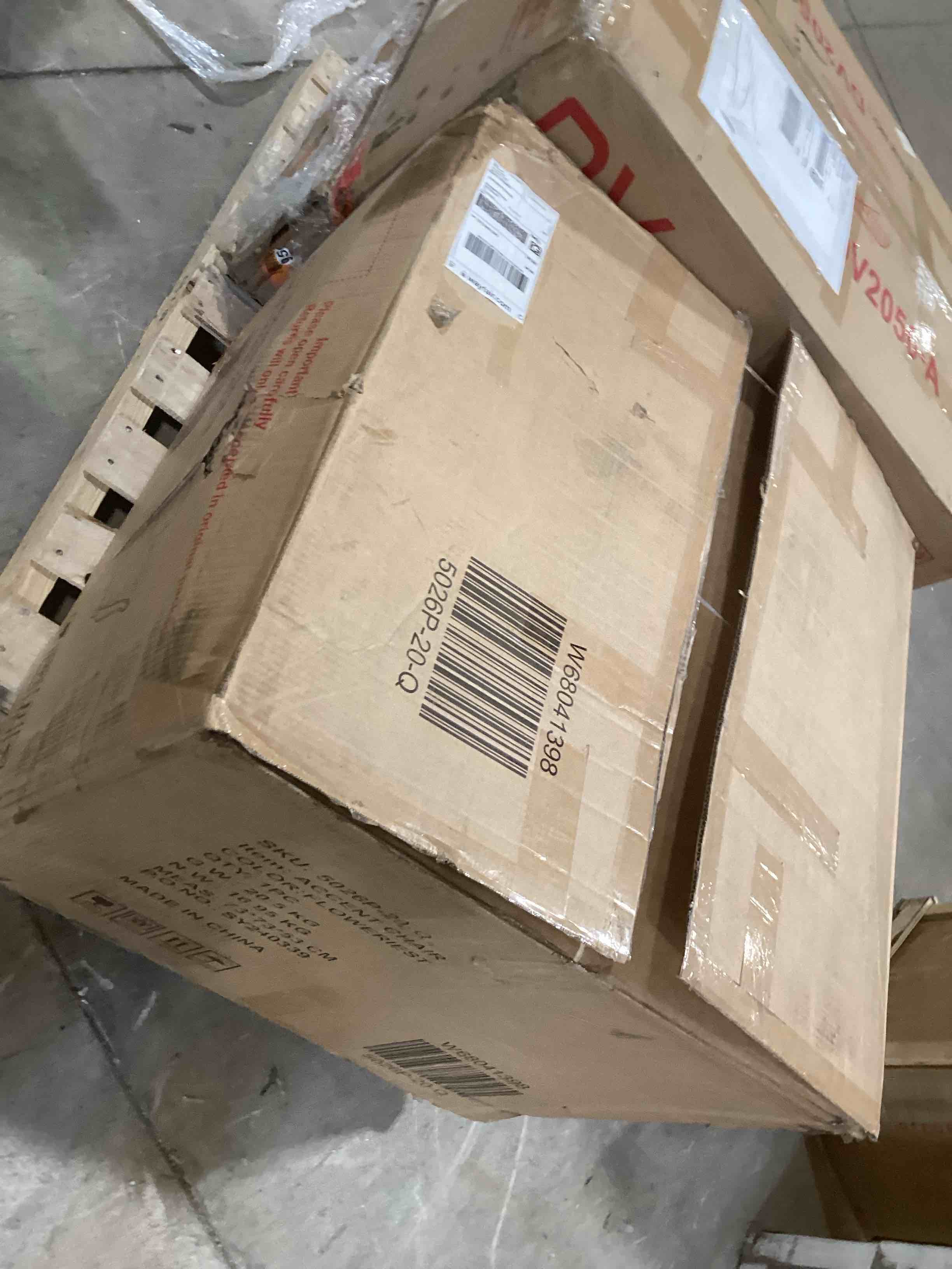 https://s3.amazonaws.com/lotting-images-prod/bidfta/PPE1770176_1745002655187.jpeg