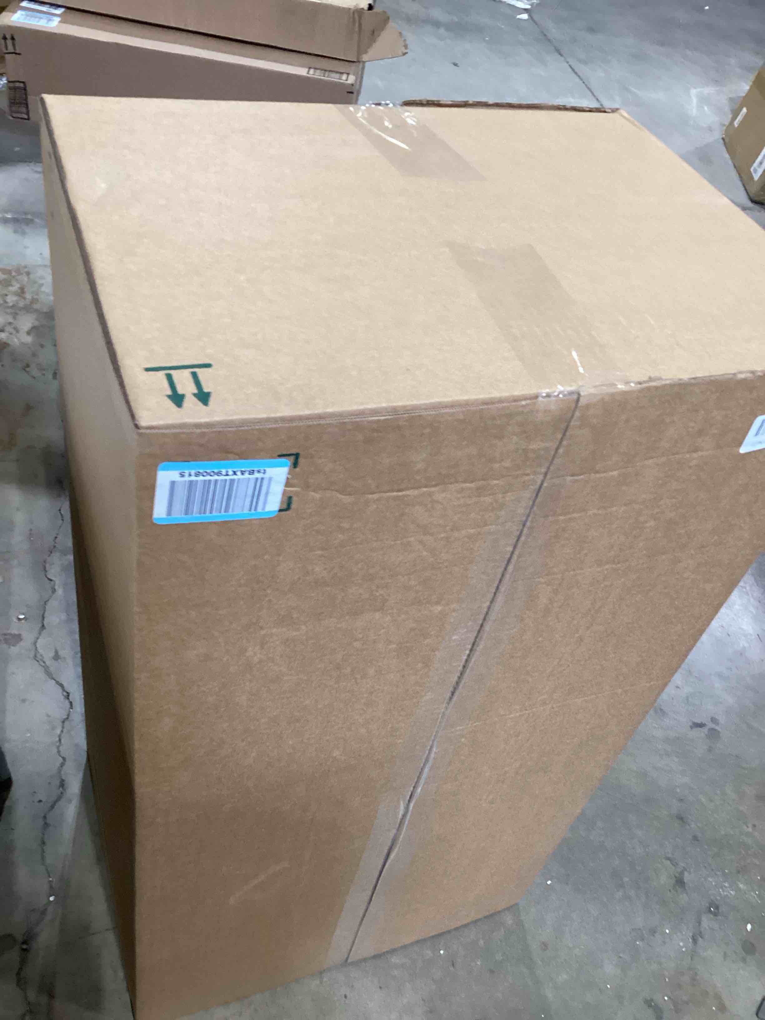 https://s3.amazonaws.com/lotting-images-prod/bidfta/PPE1770408_1745332783753.jpeg
