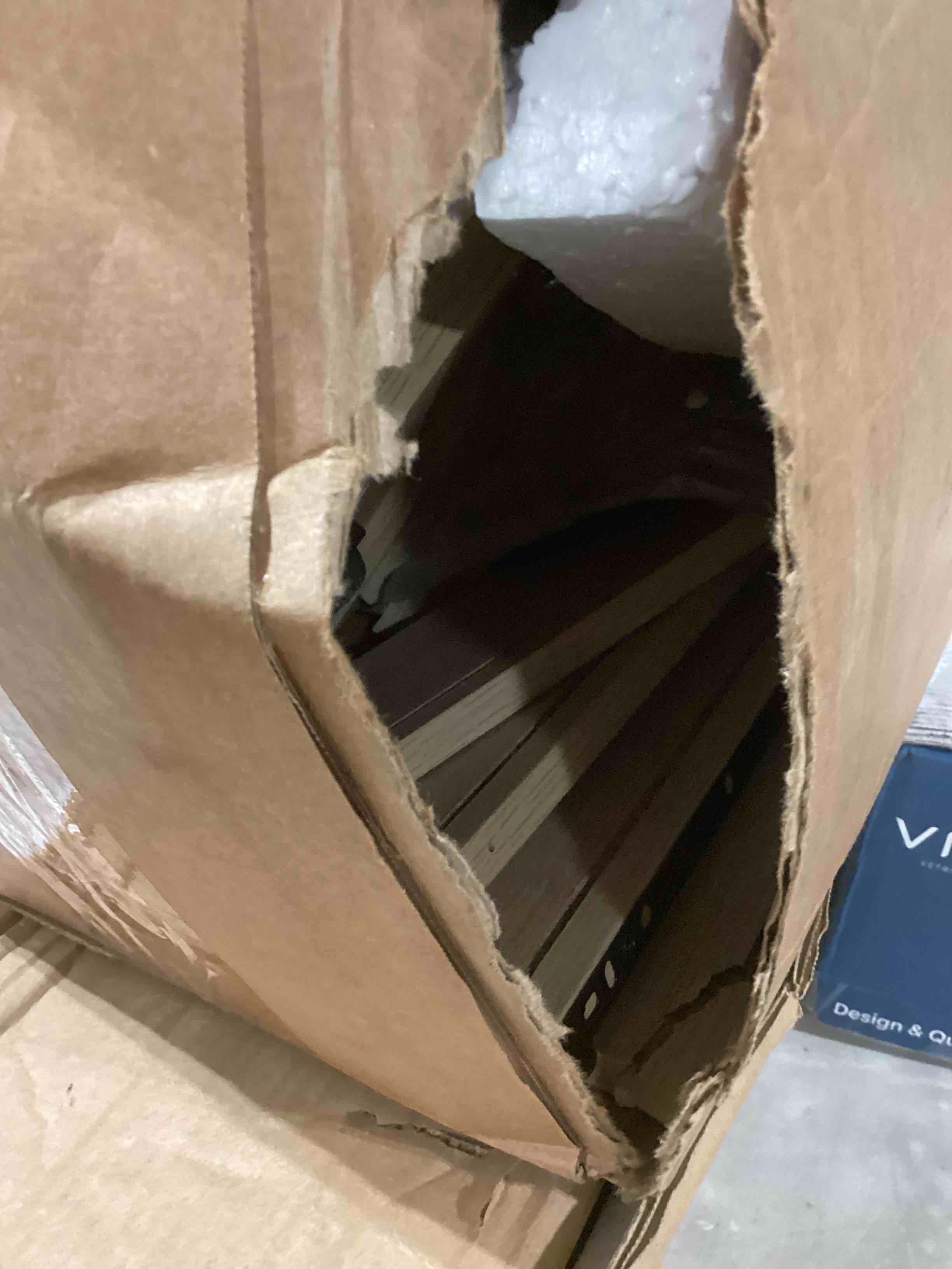 https://s3.amazonaws.com/lotting-images-prod/bidfta/PPE1770515_1745408438003.jpeg