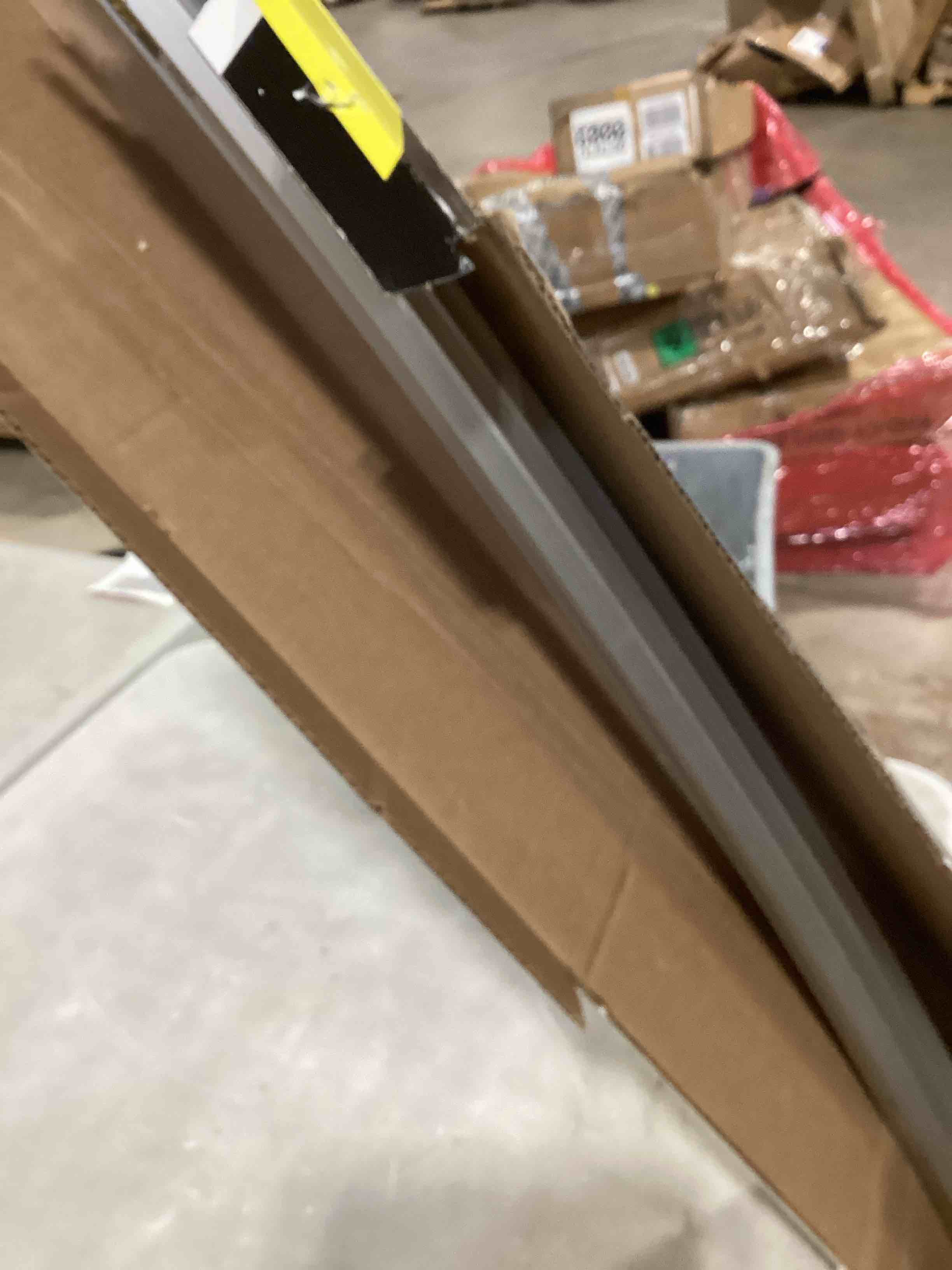 https://s3.amazonaws.com/lotting-images-prod/bidfta/PPE1770671_1745497846589.jpeg