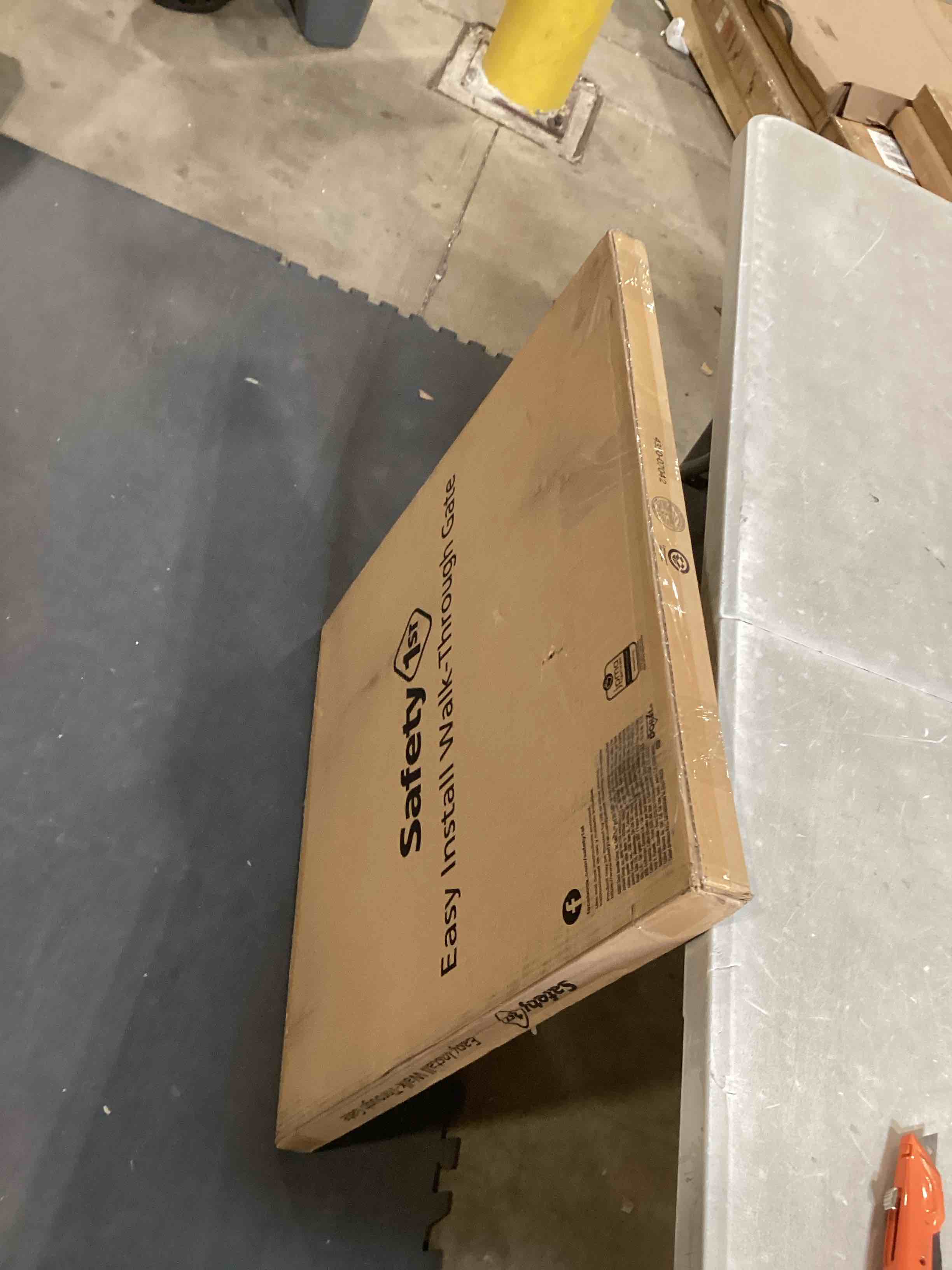 https://s3.amazonaws.com/lotting-images-prod/bidfta/PPE1770757_1745520915449.jpeg