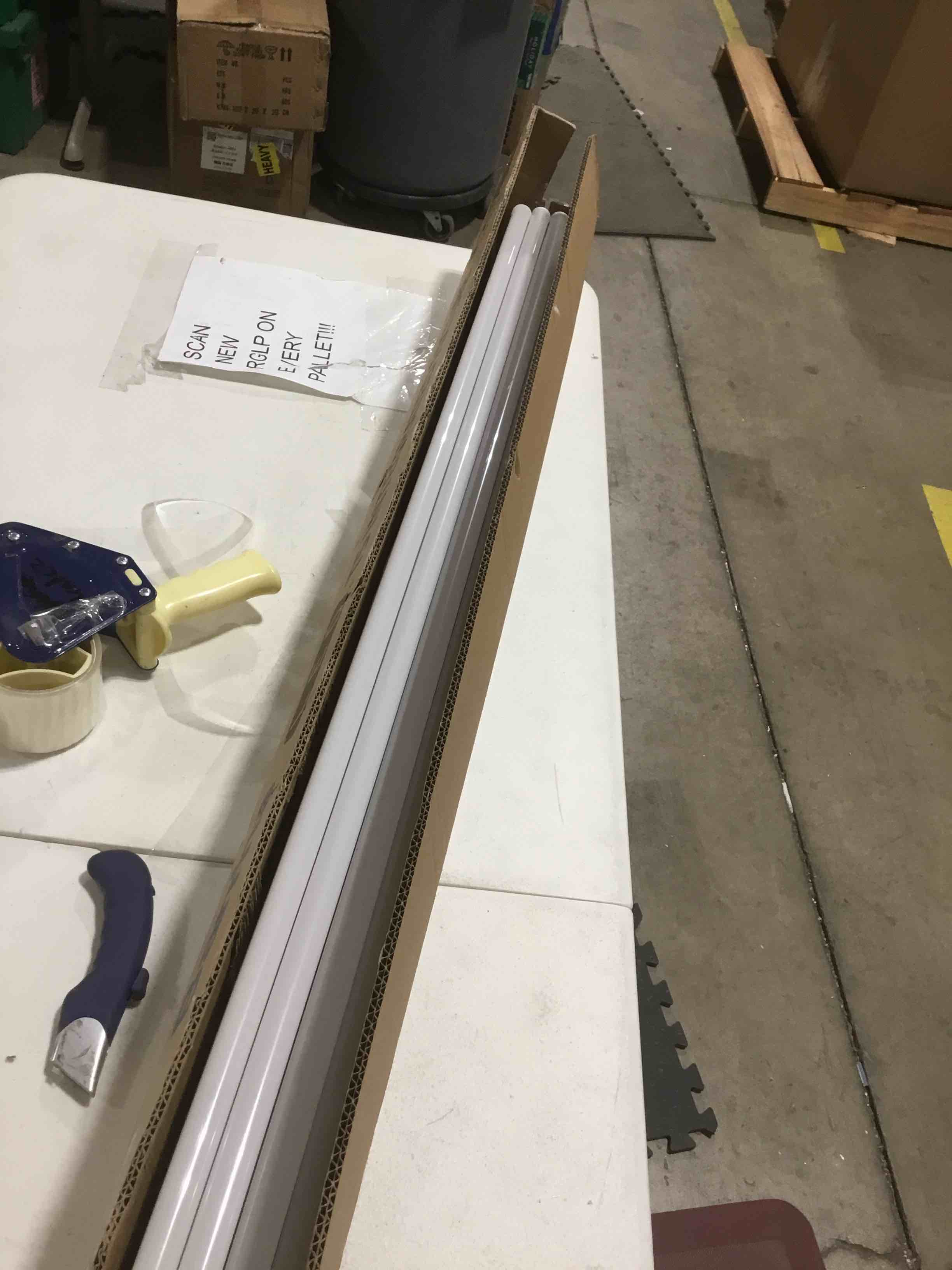 https://s3.amazonaws.com/lotting-images-prod/bidfta/PPE1771353_1735917640536.jpeg