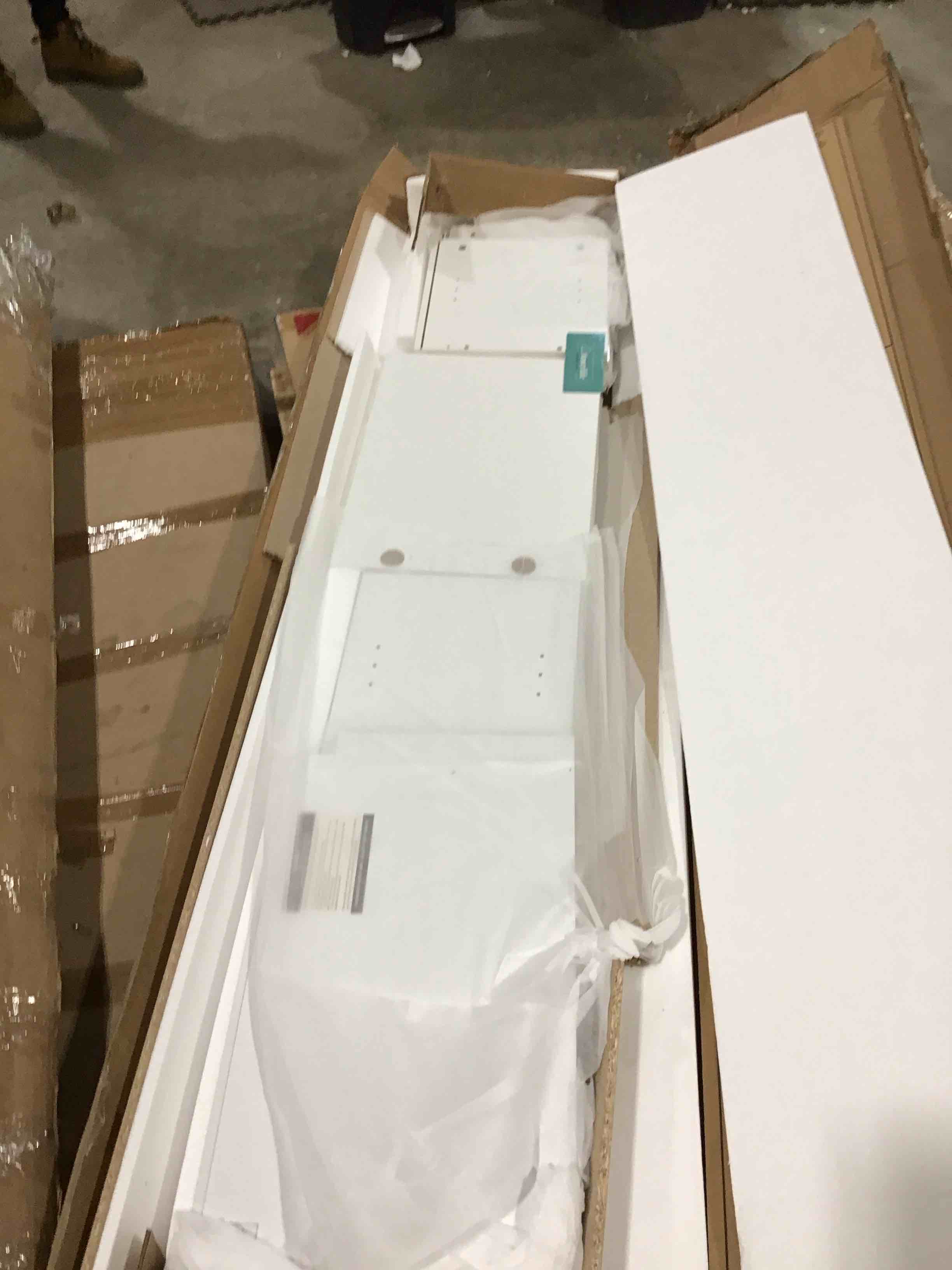 https://s3.amazonaws.com/lotting-images-prod/bidfta/PPE1771511_1736267622982.jpeg