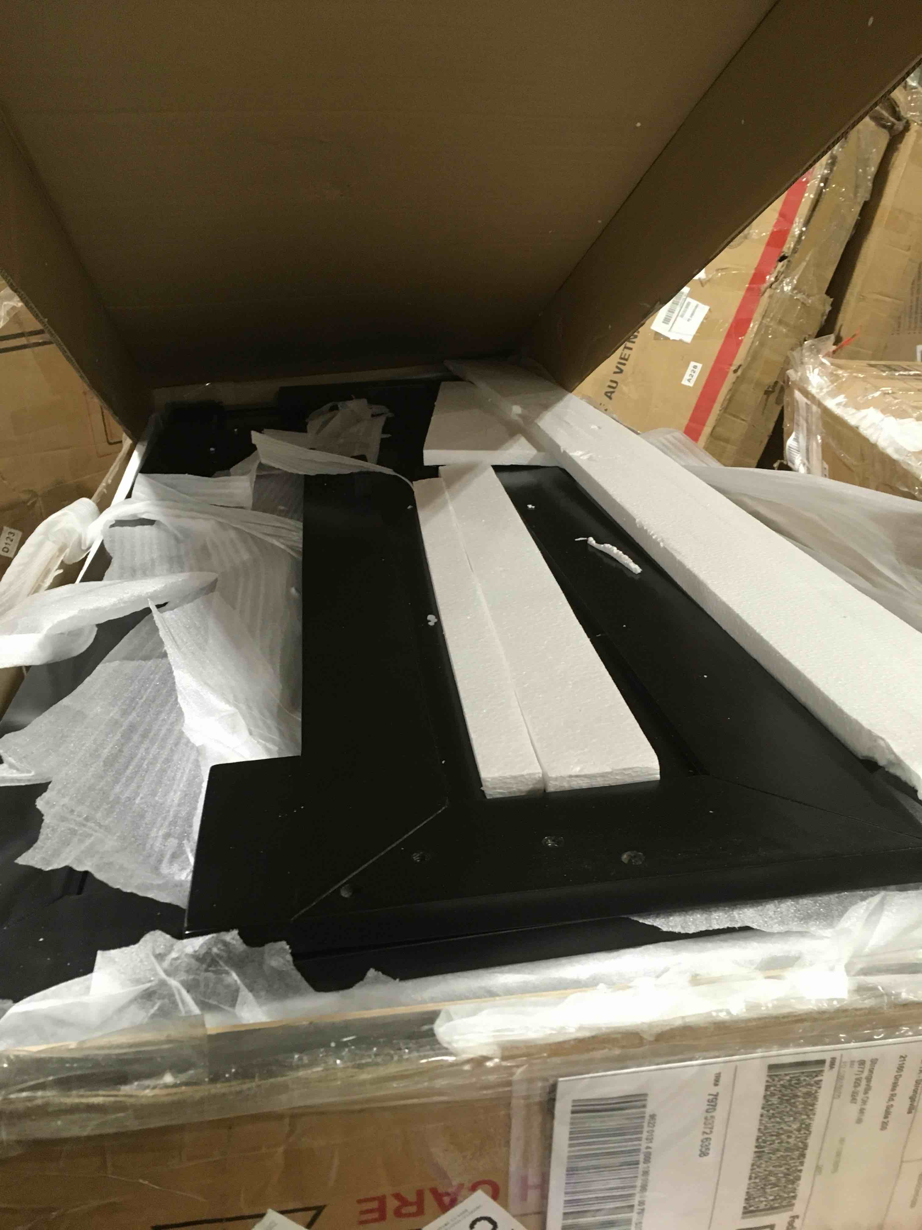 https://s3.amazonaws.com/lotting-images-prod/bidfta/PPE1771532_1736282382902.jpeg