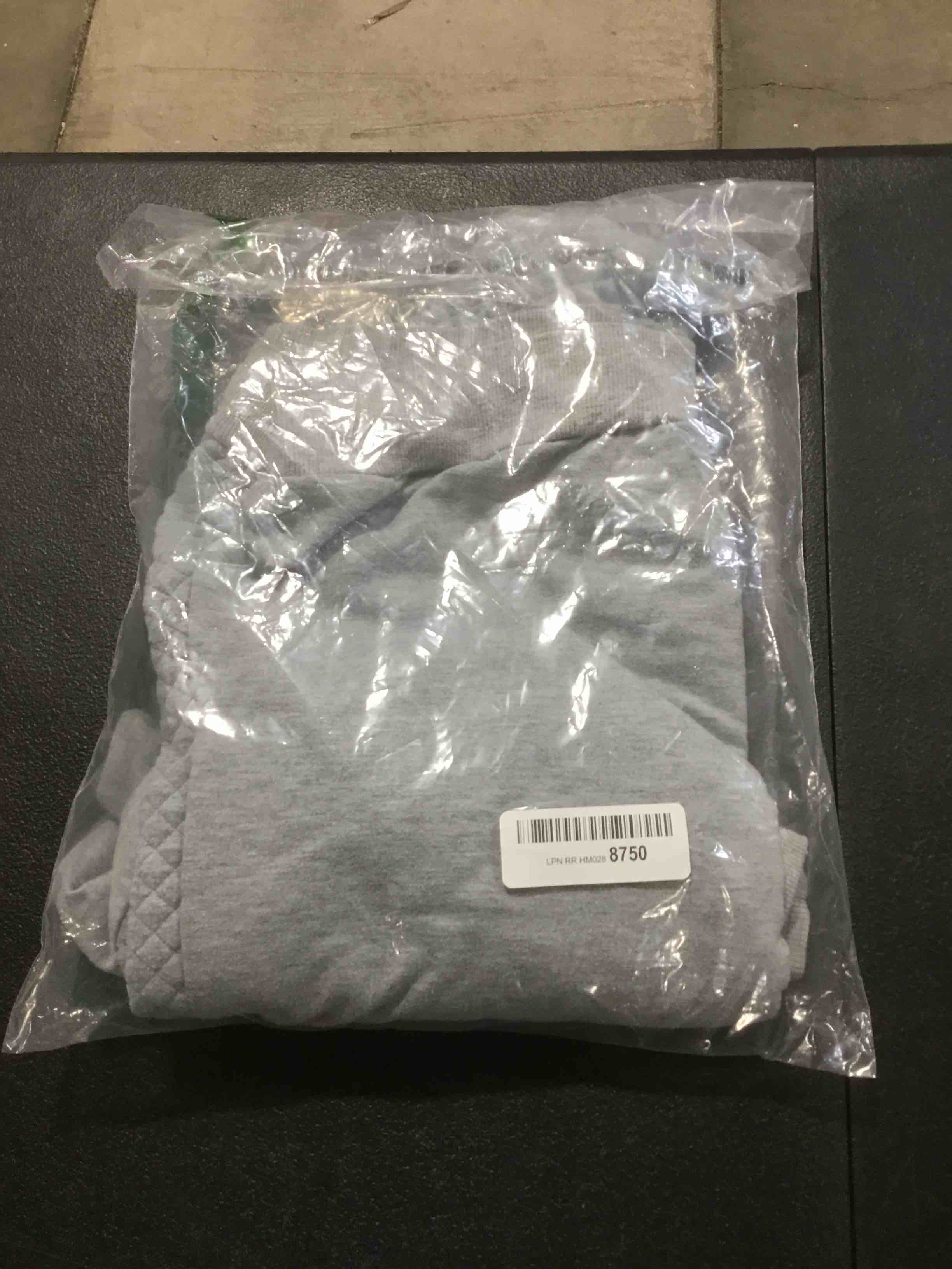 https://s3.amazonaws.com/lotting-images-prod/bidfta/PPE1771837_1738082380438.jpeg