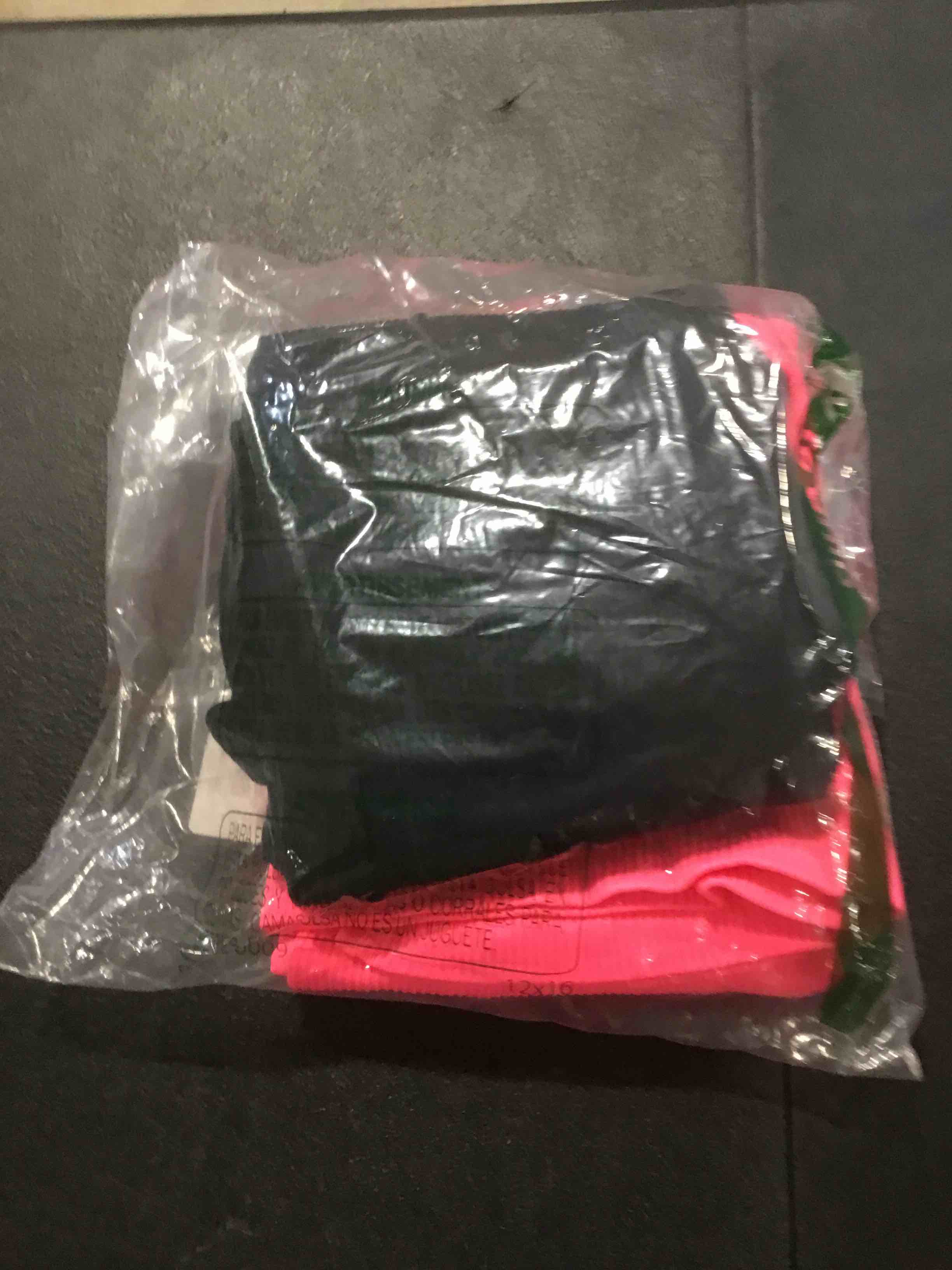 https://s3.amazonaws.com/lotting-images-prod/bidfta/PPE1771860_1738083039462.jpeg
