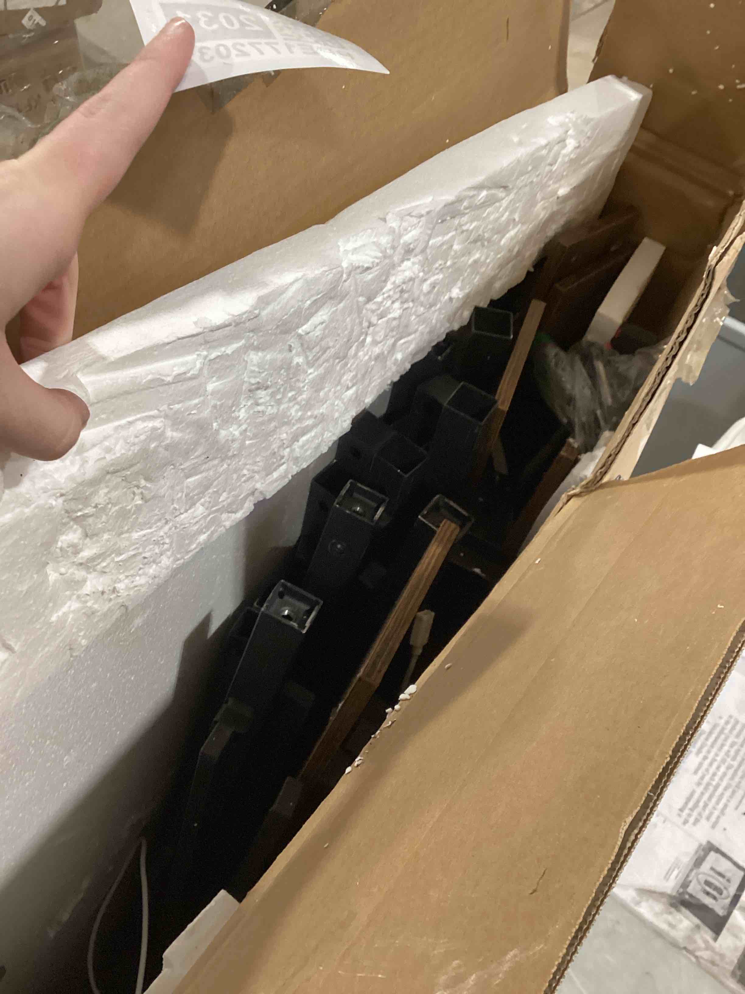 https://s3.amazonaws.com/lotting-images-prod/bidfta/PPE1772031_1739810600460.jpeg