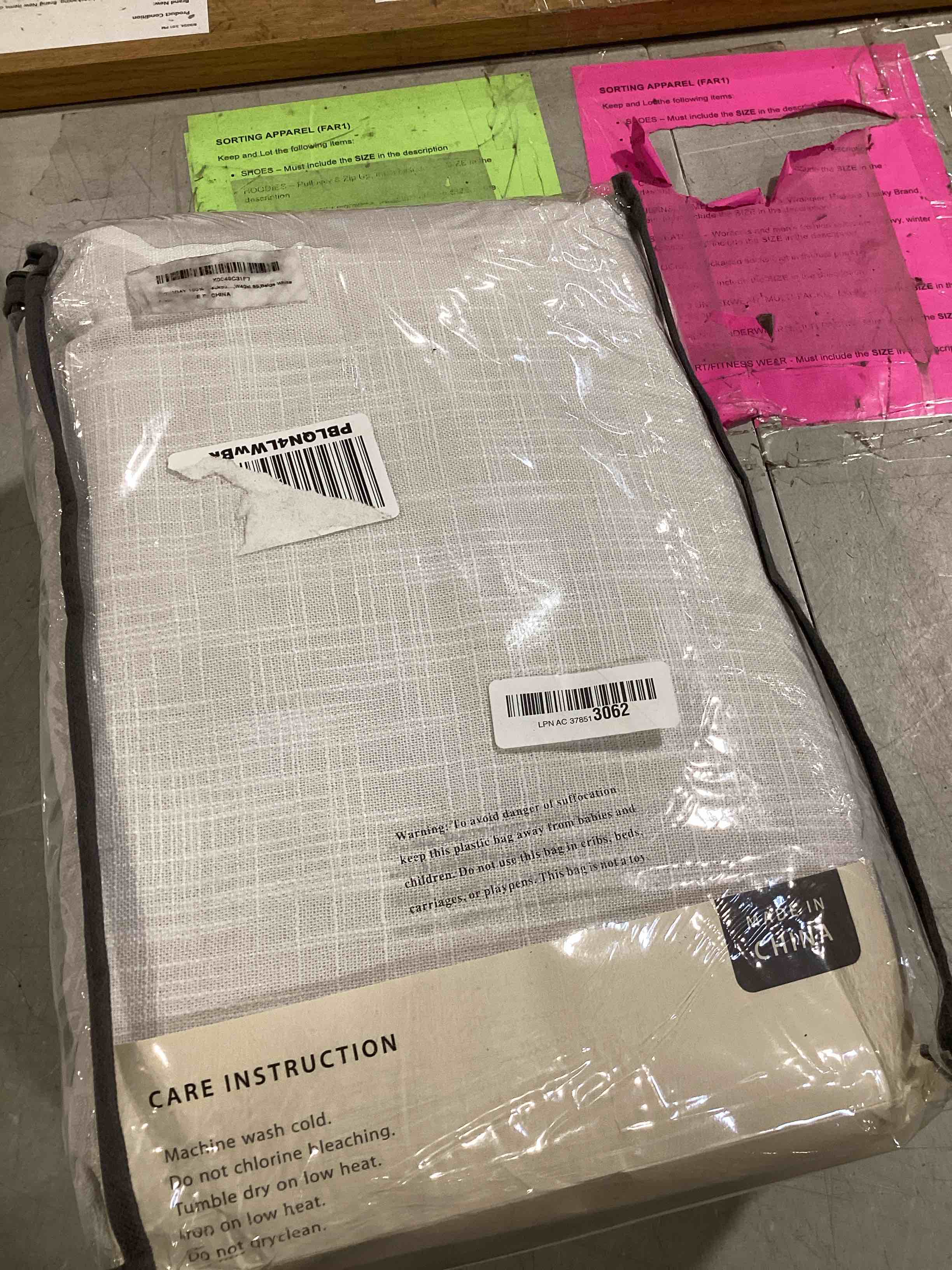 https://s3.amazonaws.com/lotting-images-prod/bidfta/PPE1772065_1739888693961.jpeg
