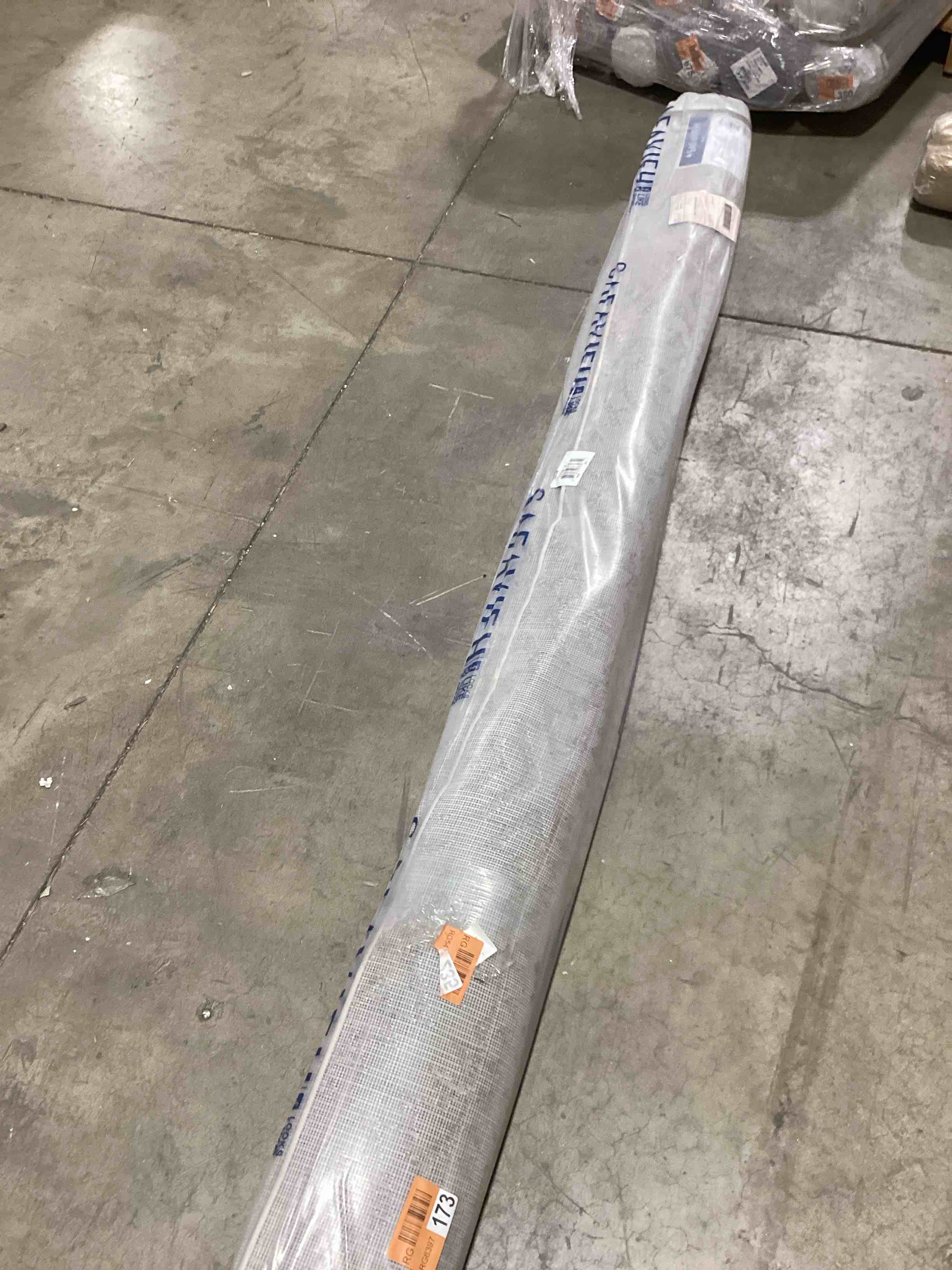 https://s3.amazonaws.com/lotting-images-prod/bidfta/PPE1772575_1740572892947.jpeg