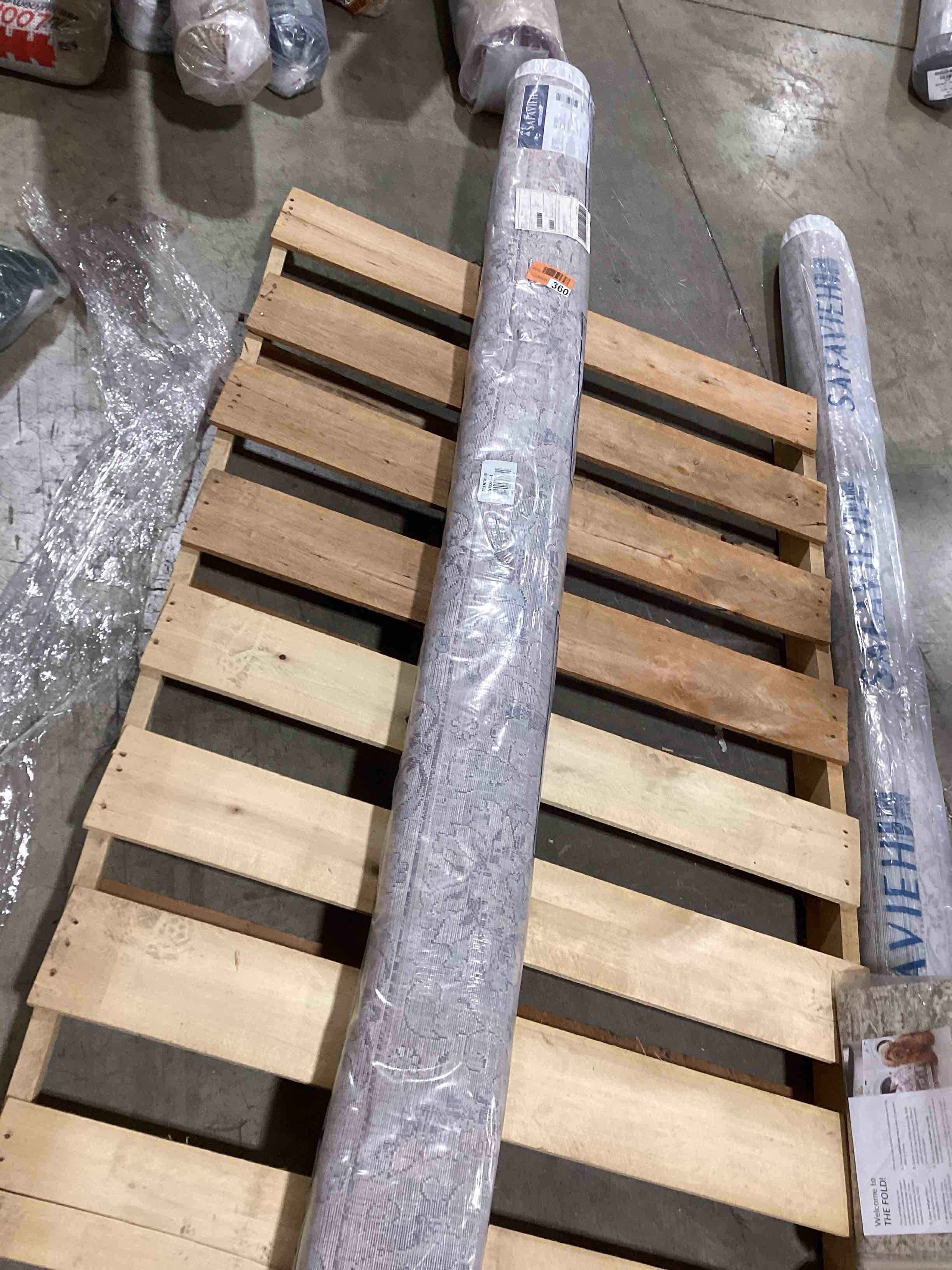 https://s3.amazonaws.com/lotting-images-prod/bidfta/PPE1772592_1740575414243.jpeg