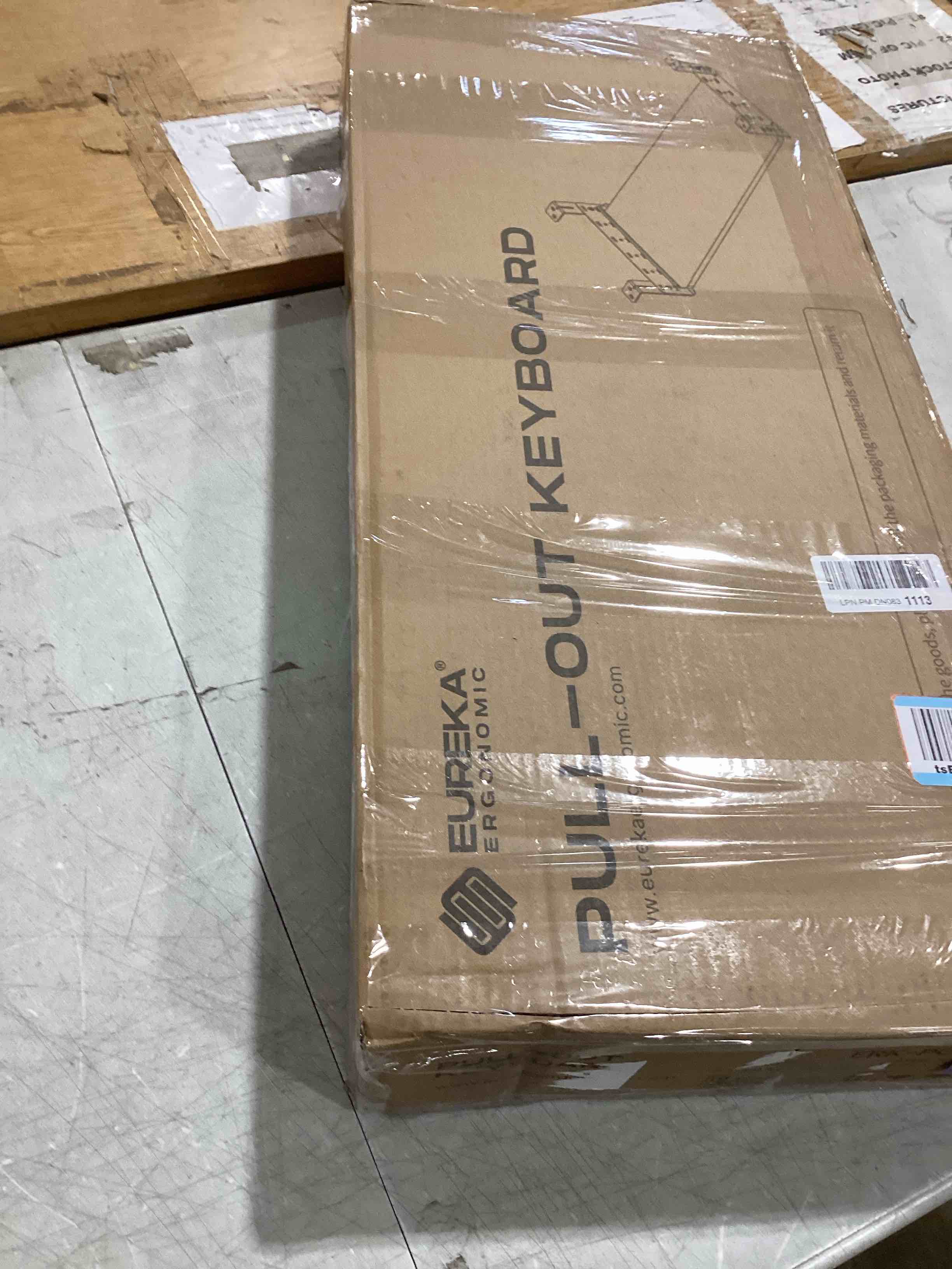https://s3.amazonaws.com/lotting-images-prod/bidfta/PPE1772984_1741180295613.jpeg