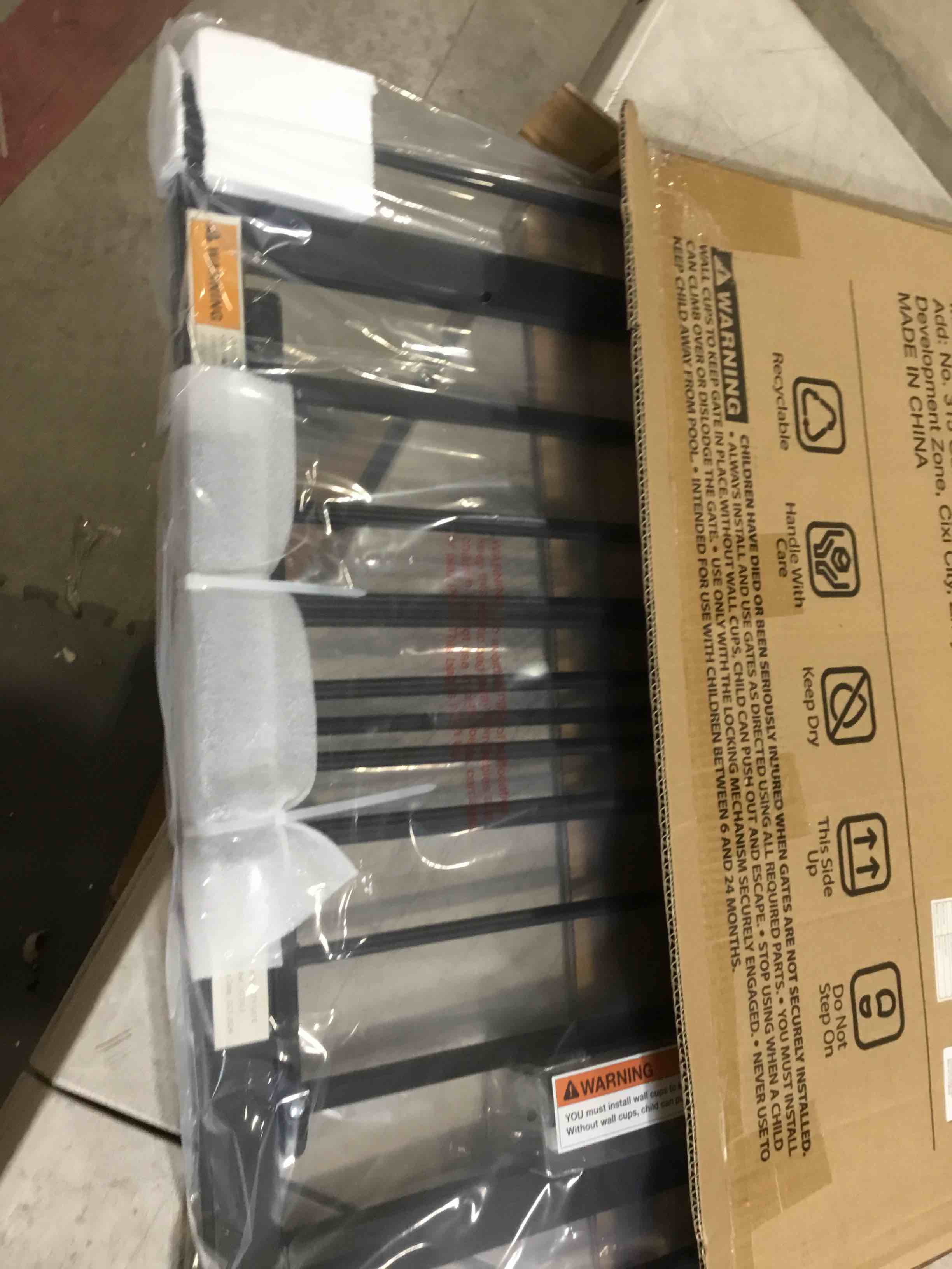 https://s3.amazonaws.com/lotting-images-prod/bidfta/PPE1773449_1742409995996.jpeg