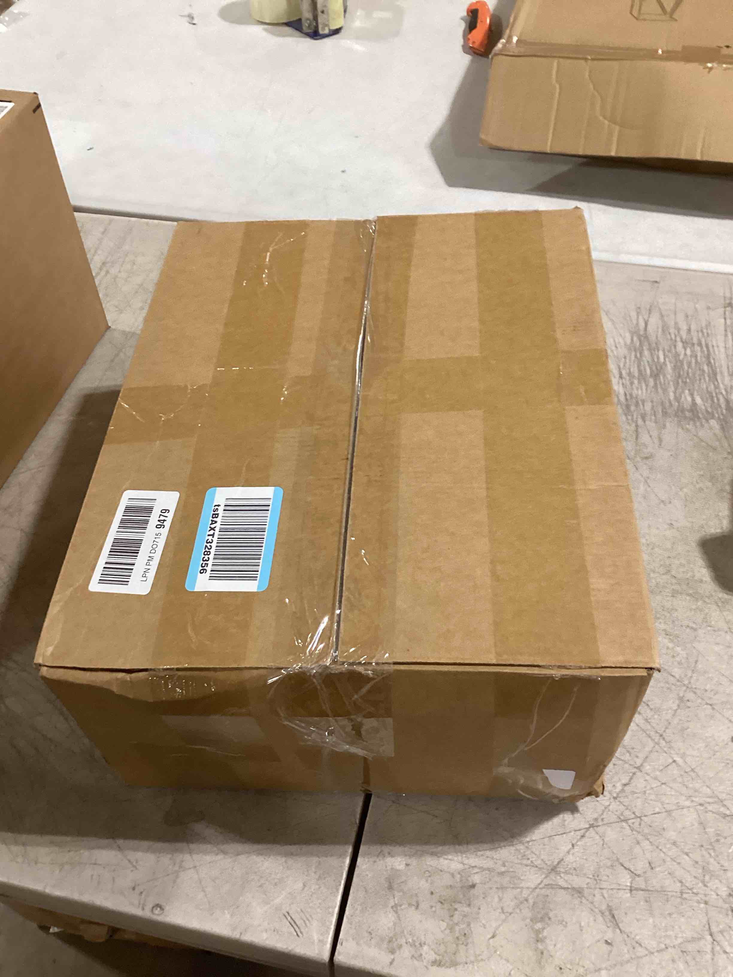 https://s3.amazonaws.com/lotting-images-prod/bidfta/PPE1773504_1742499808415.jpeg