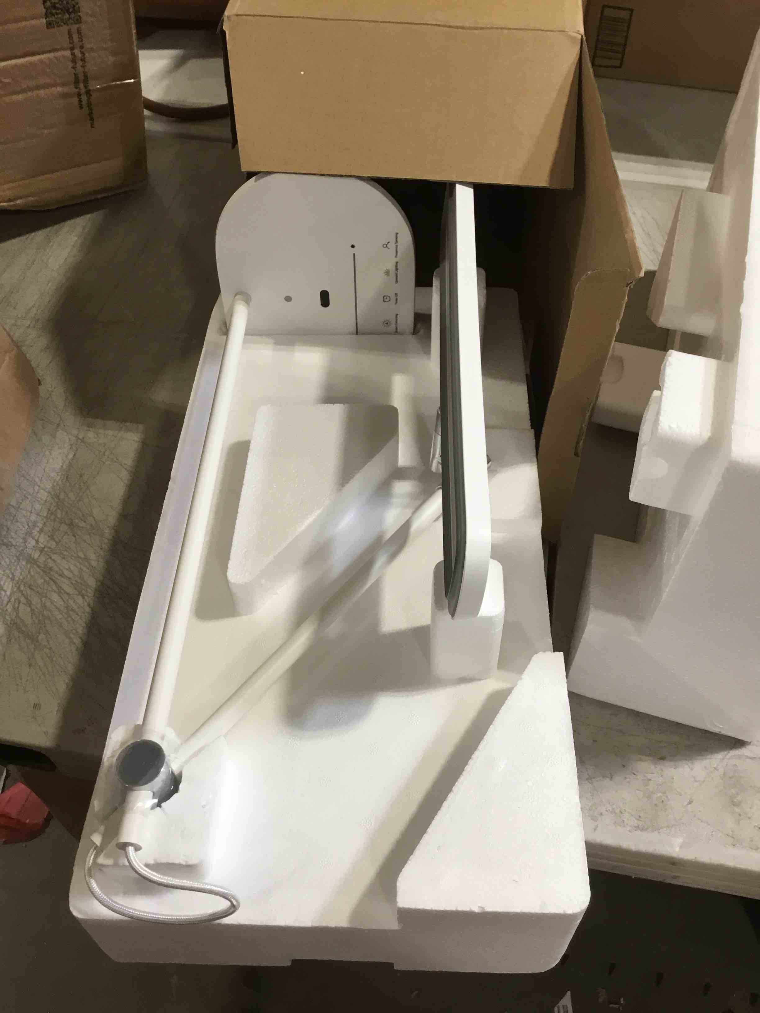 https://s3.amazonaws.com/lotting-images-prod/bidfta/PPE1773596_1742570659649.jpeg