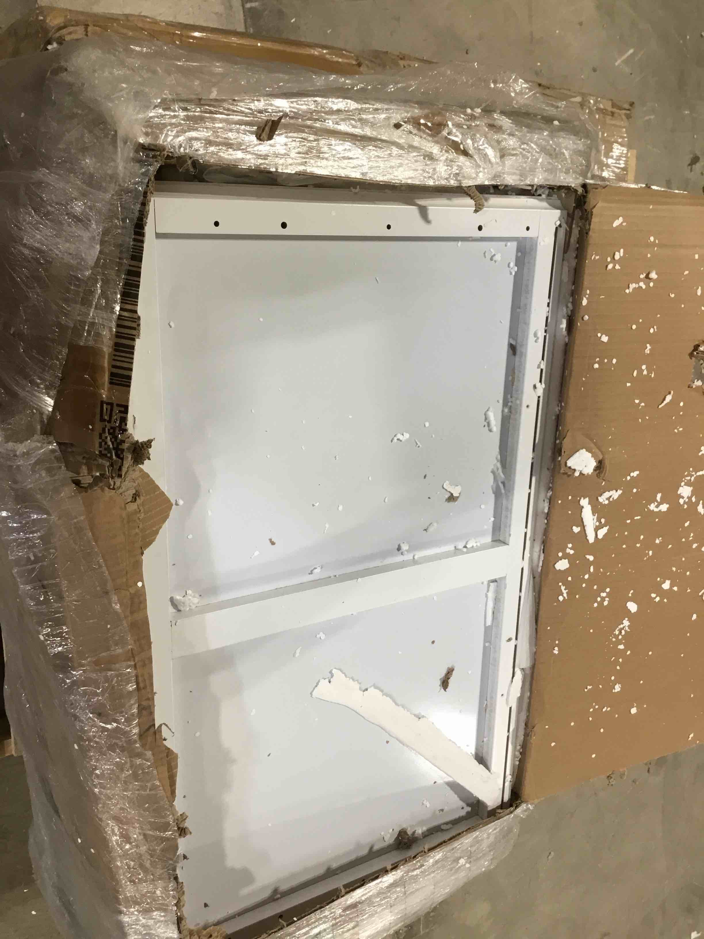 https://s3.amazonaws.com/lotting-images-prod/bidfta/PPE1773601_1742571411317.jpeg