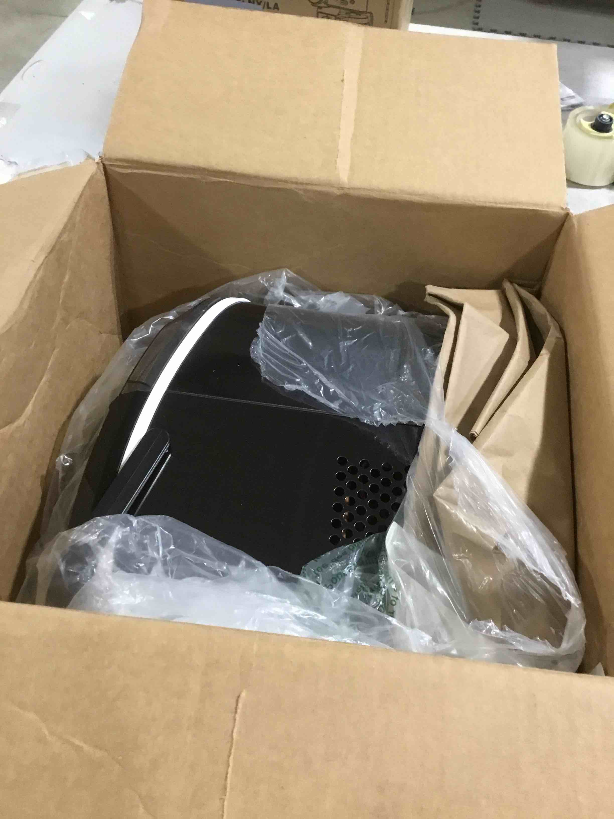 https://s3.amazonaws.com/lotting-images-prod/bidfta/PPE1773770_1742844238358.jpeg