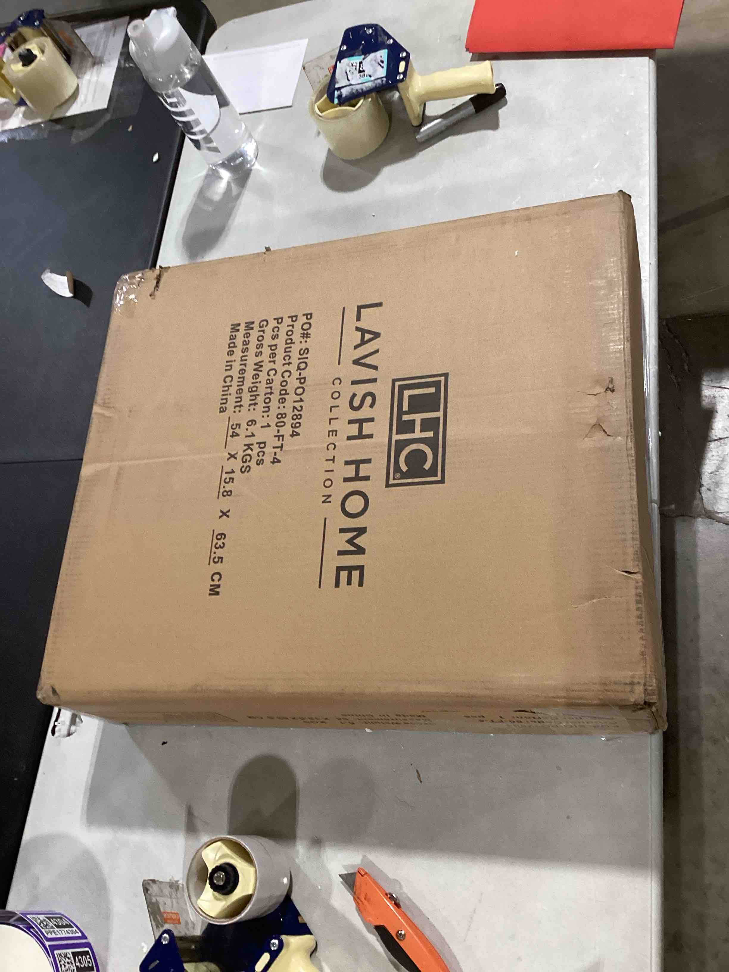 https://s3.amazonaws.com/lotting-images-prod/bidfta/PPE1774290_1739975995924.jpeg