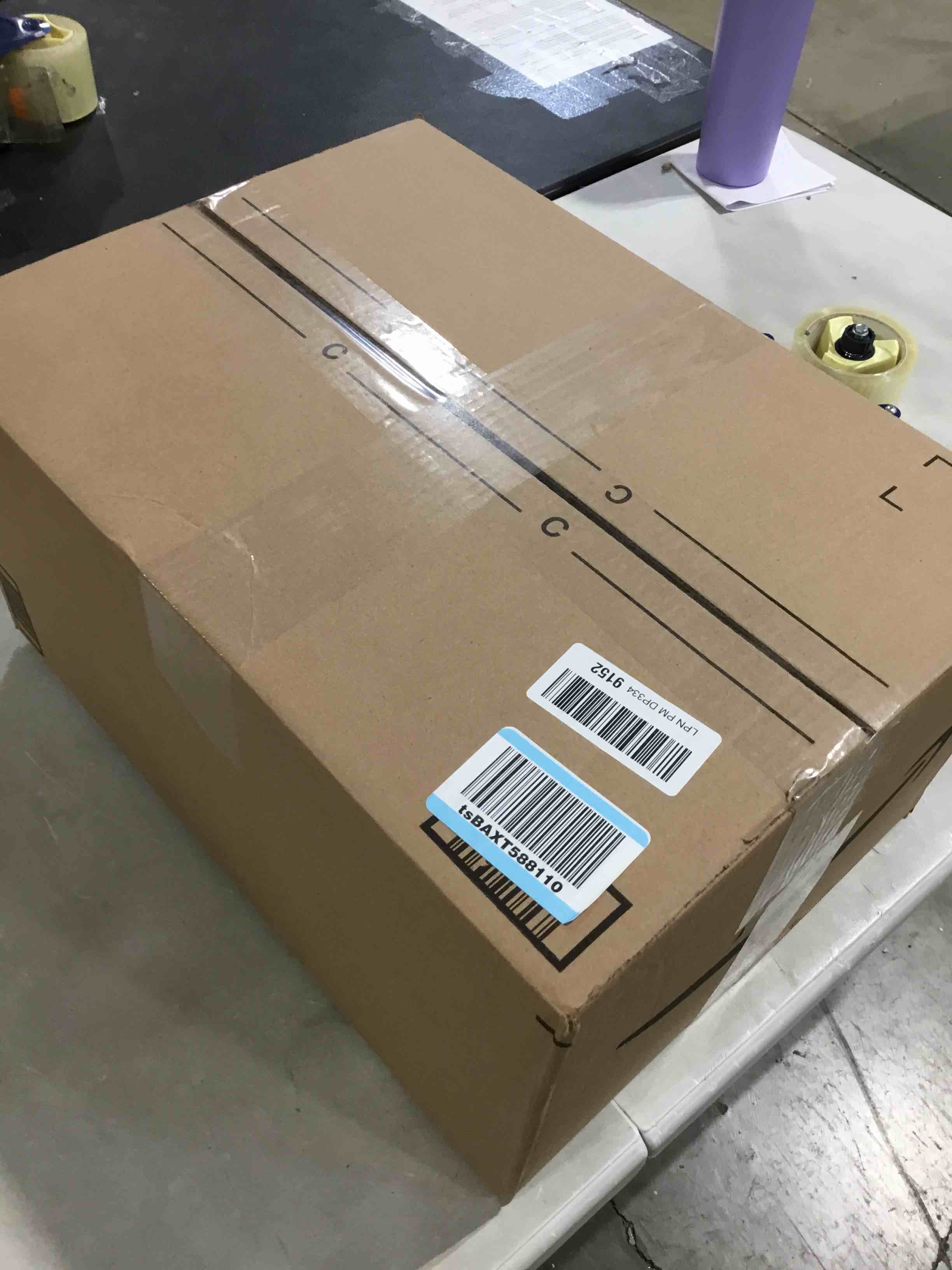 https://s3.amazonaws.com/lotting-images-prod/bidfta/PPE1774698_1740410007809.jpeg