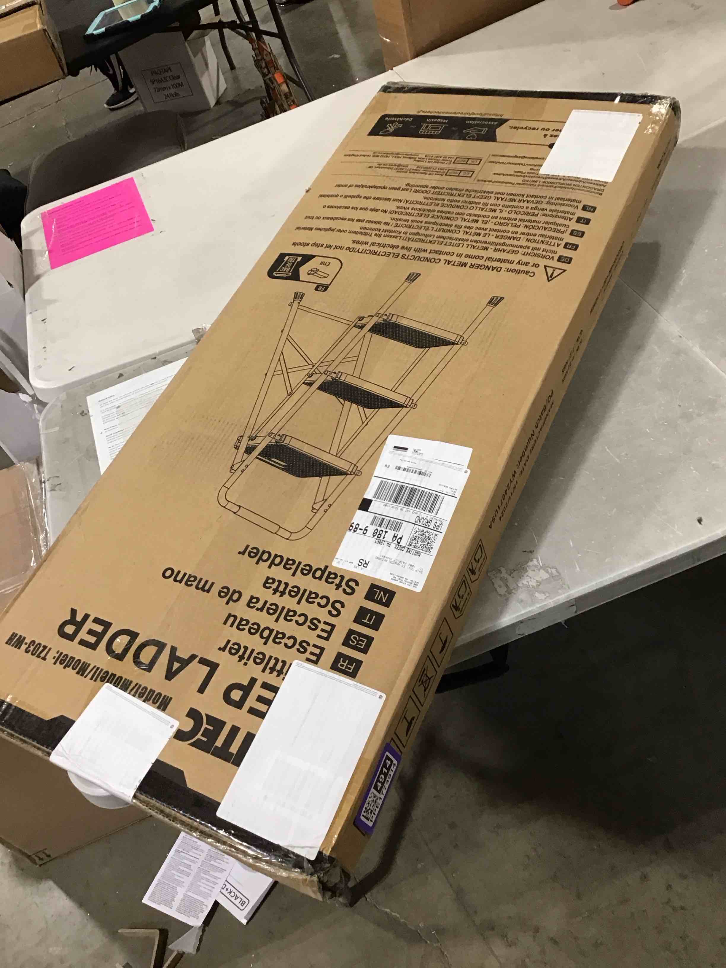 https://s3.amazonaws.com/lotting-images-prod/bidfta/PPE1774914_1740515035171.jpeg