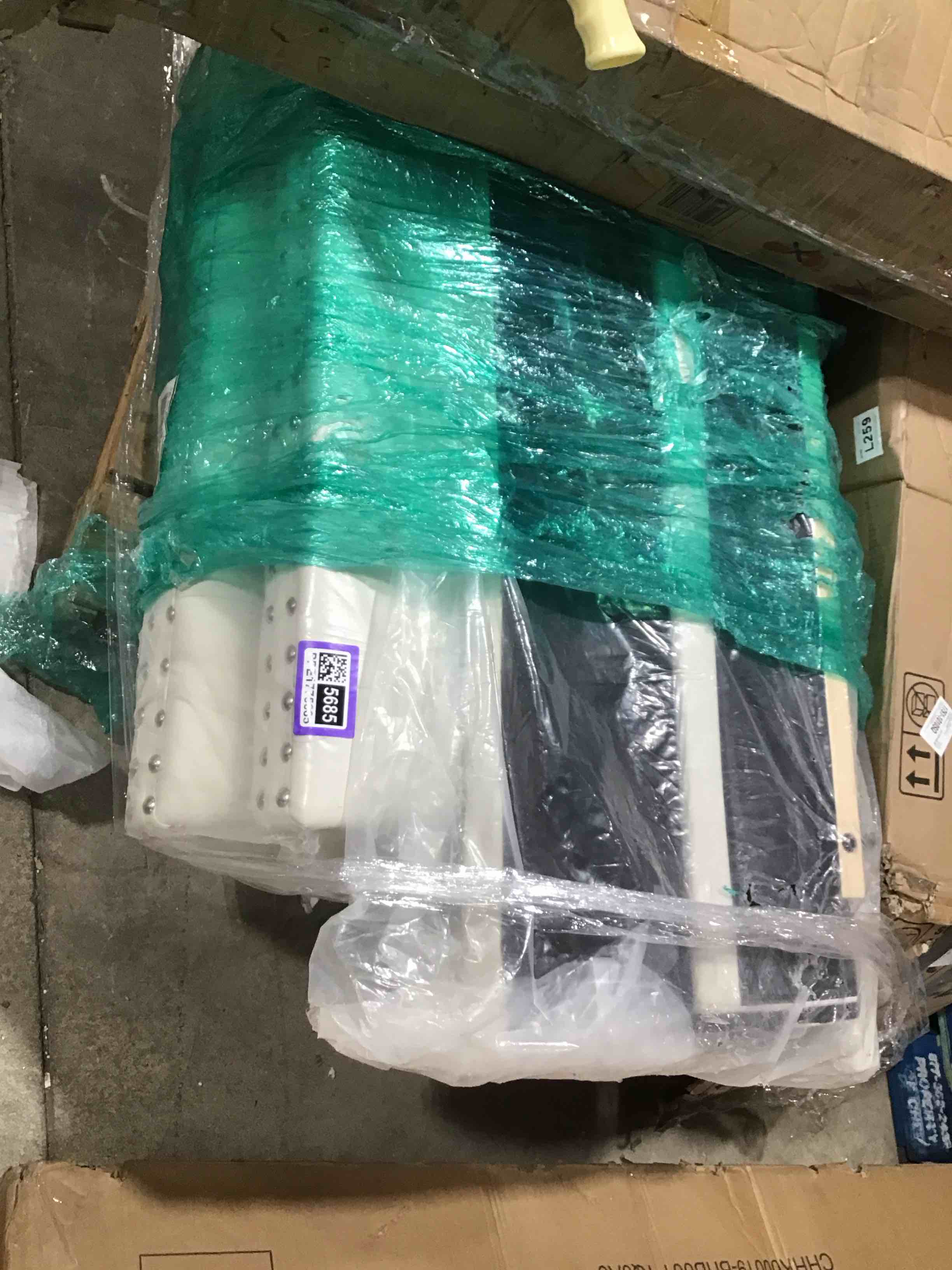 https://s3.amazonaws.com/lotting-images-prod/bidfta/PPE1775685_1740680031710.jpeg