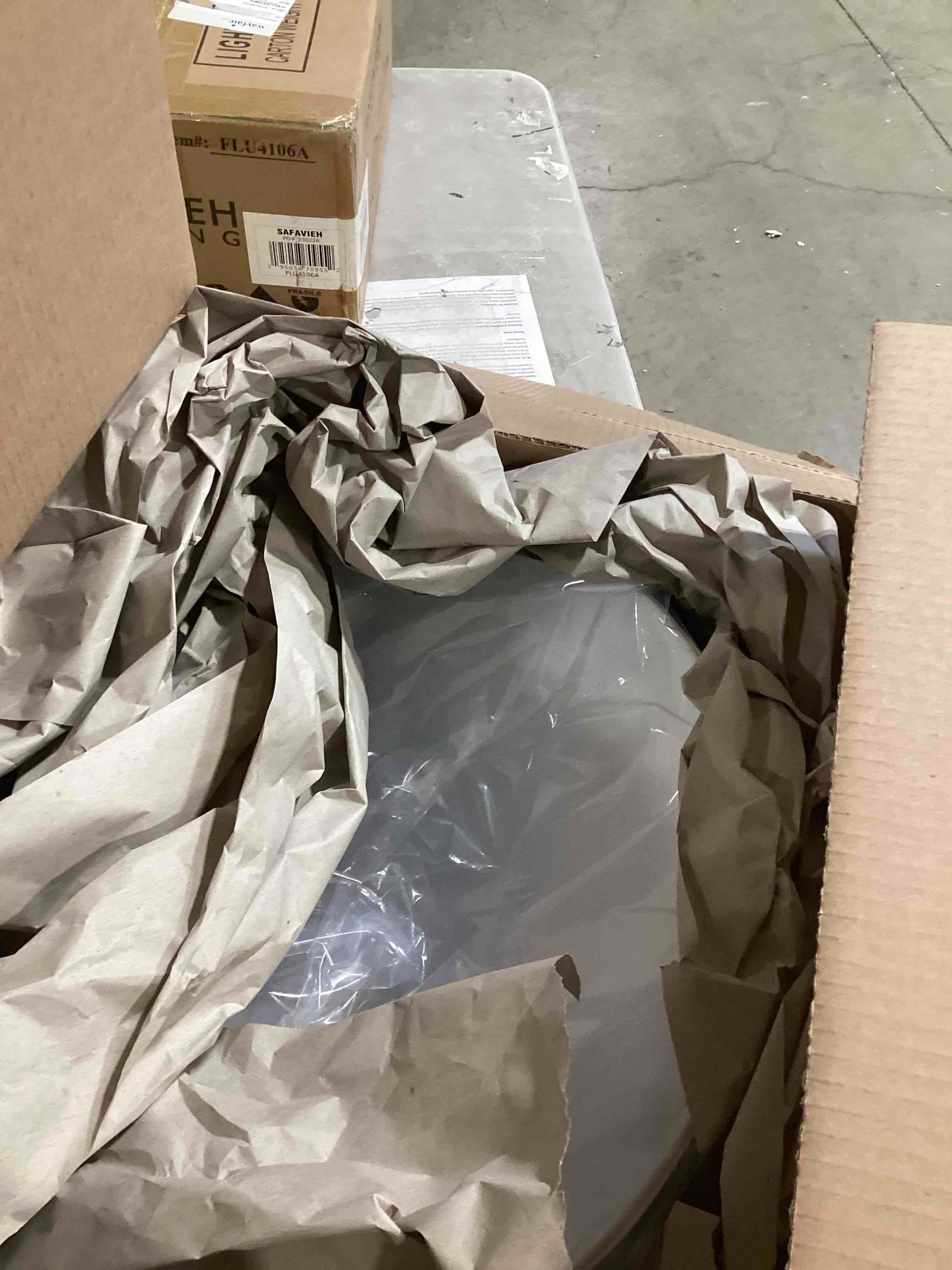 https://s3.amazonaws.com/lotting-images-prod/bidfta/PPE1776367_1741024949423.jpeg