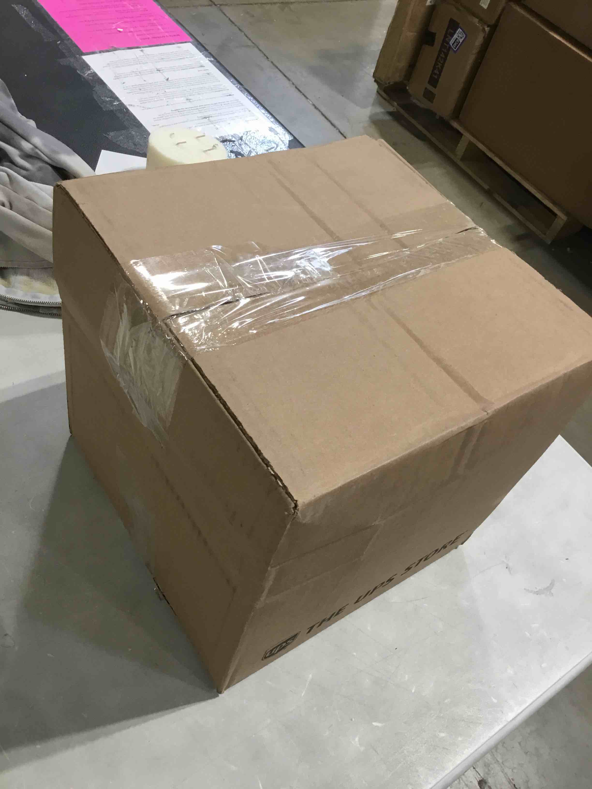 https://s3.amazonaws.com/lotting-images-prod/bidfta/PPE1776437_1741027142989.jpeg