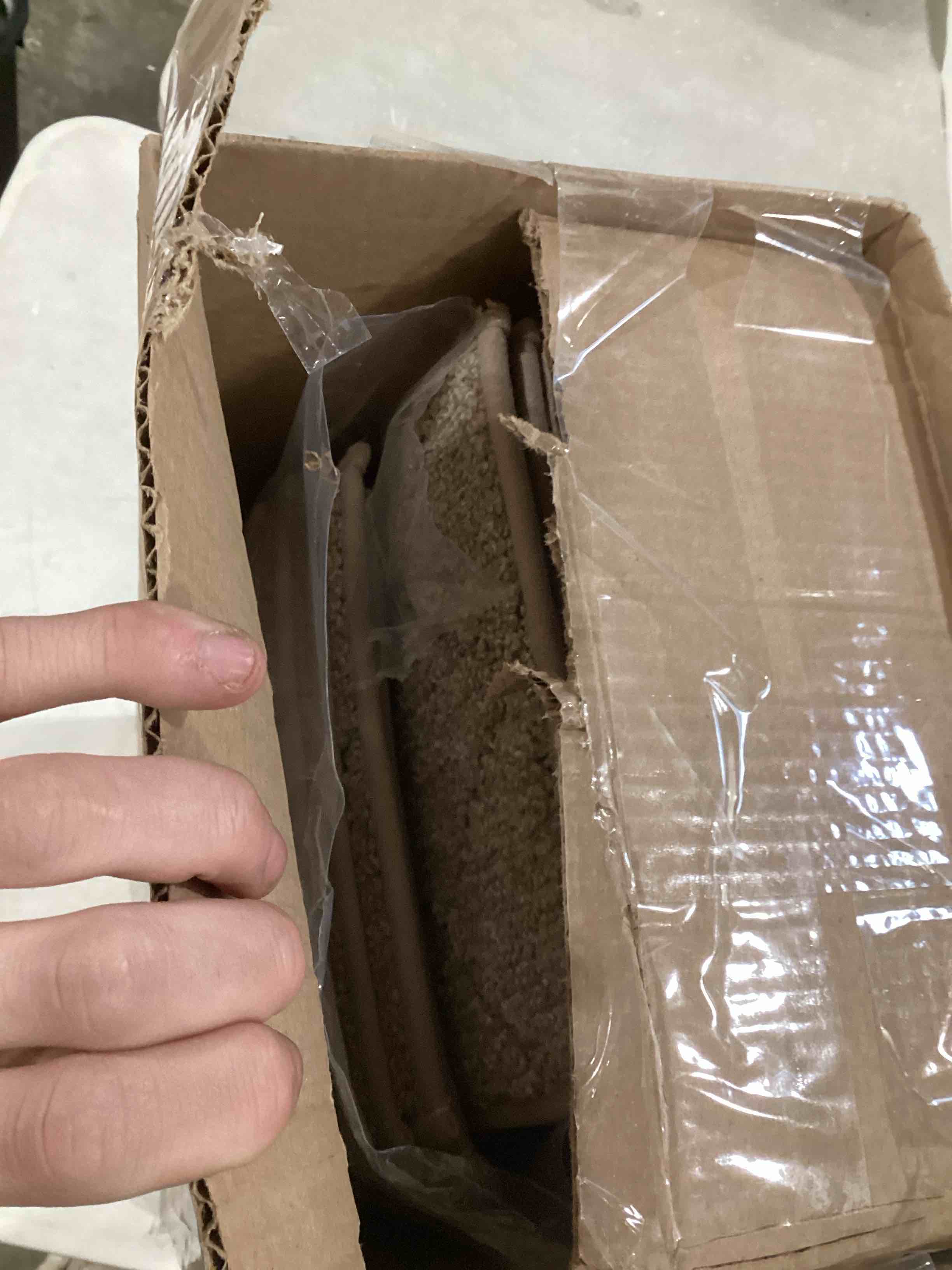 https://s3.amazonaws.com/lotting-images-prod/bidfta/PPE1776501_1741032386126.jpeg