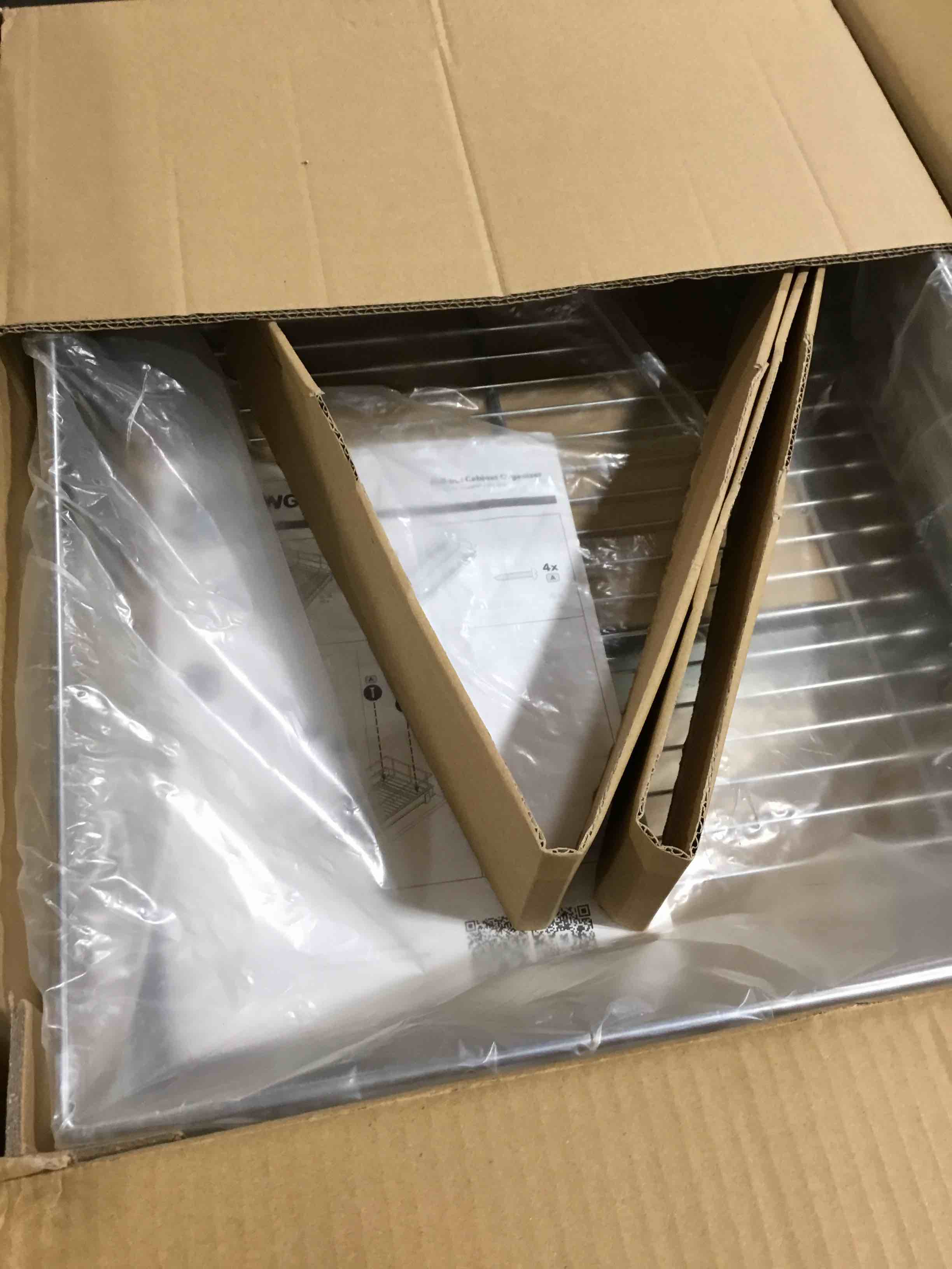 https://s3.amazonaws.com/lotting-images-prod/bidfta/PPE1776639_1741095155603.jpeg