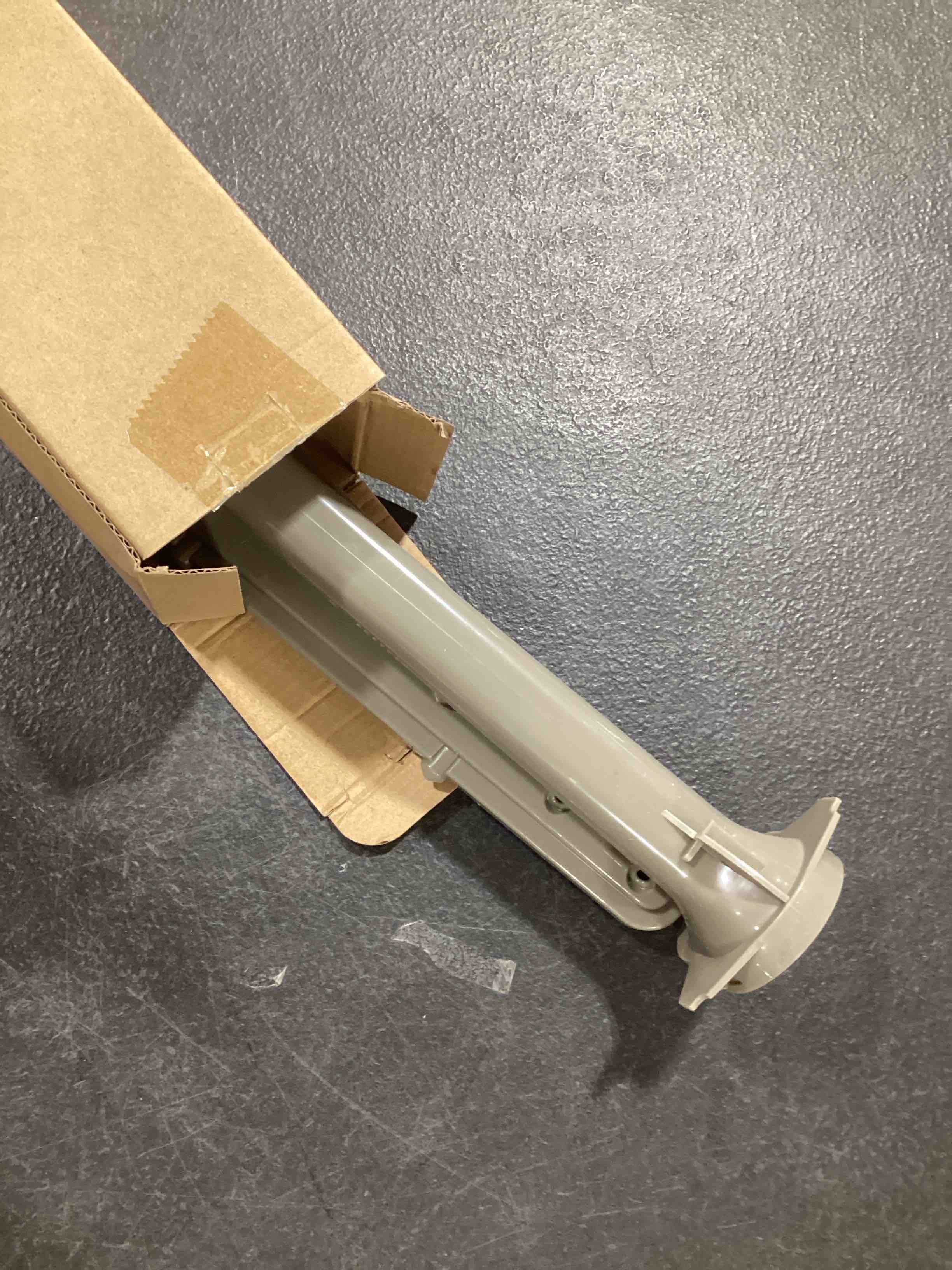 https://s3.amazonaws.com/lotting-images-prod/bidfta/PPE1776643_1741095562218.jpeg