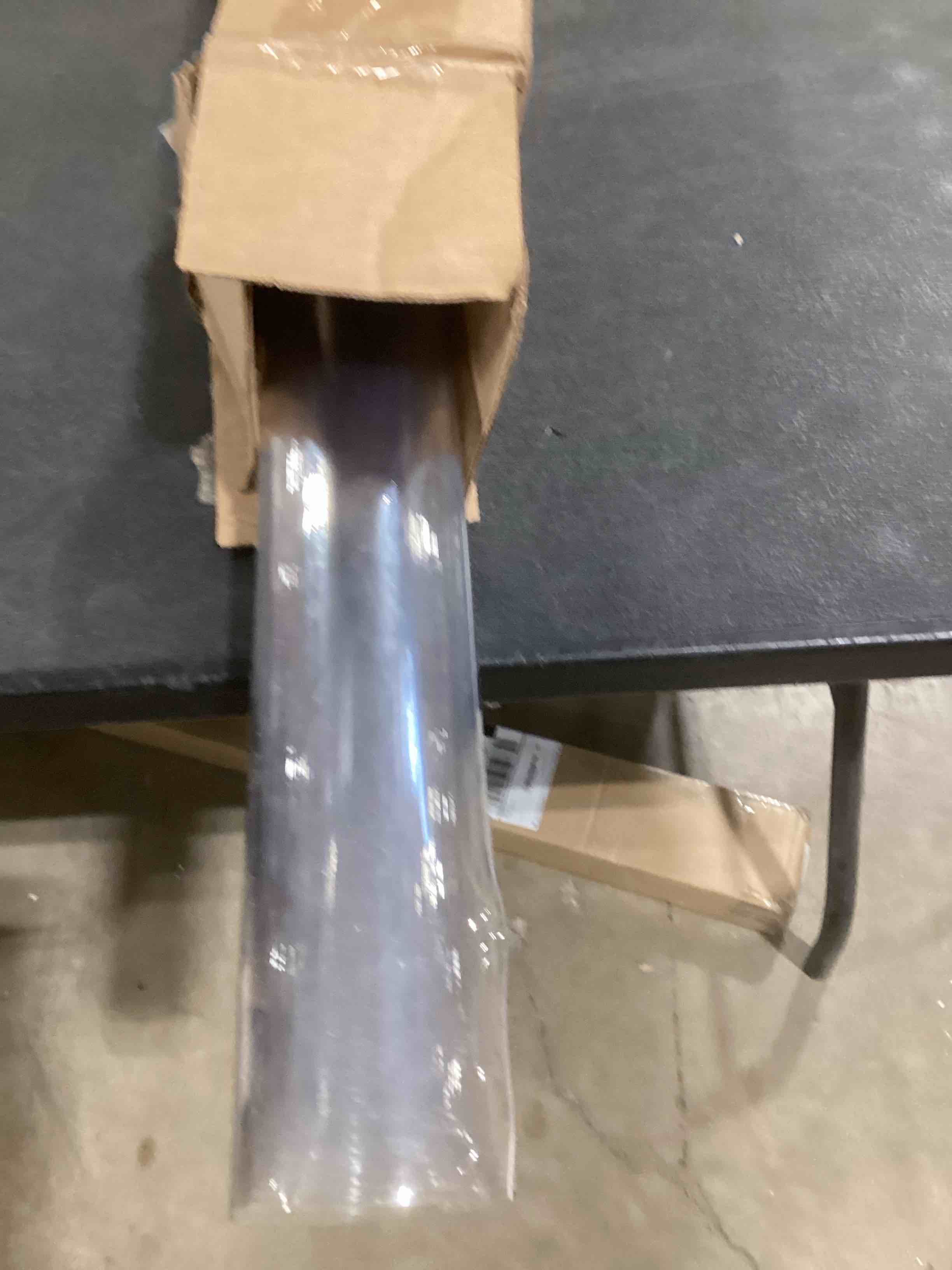 https://s3.amazonaws.com/lotting-images-prod/bidfta/PPE1777407_1741268916303.jpeg