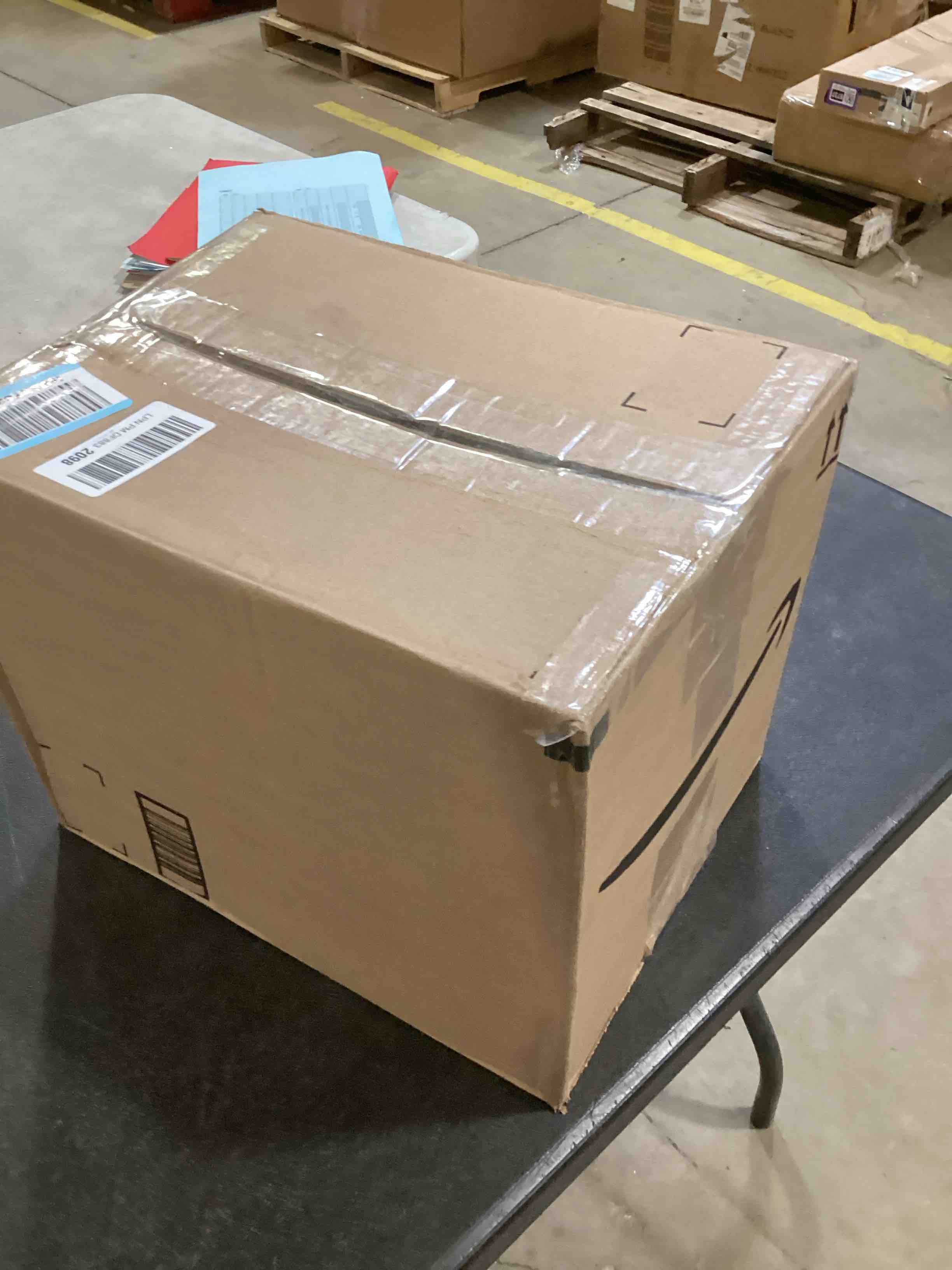 https://s3.amazonaws.com/lotting-images-prod/bidfta/PPE1778016_1741808613582.jpeg