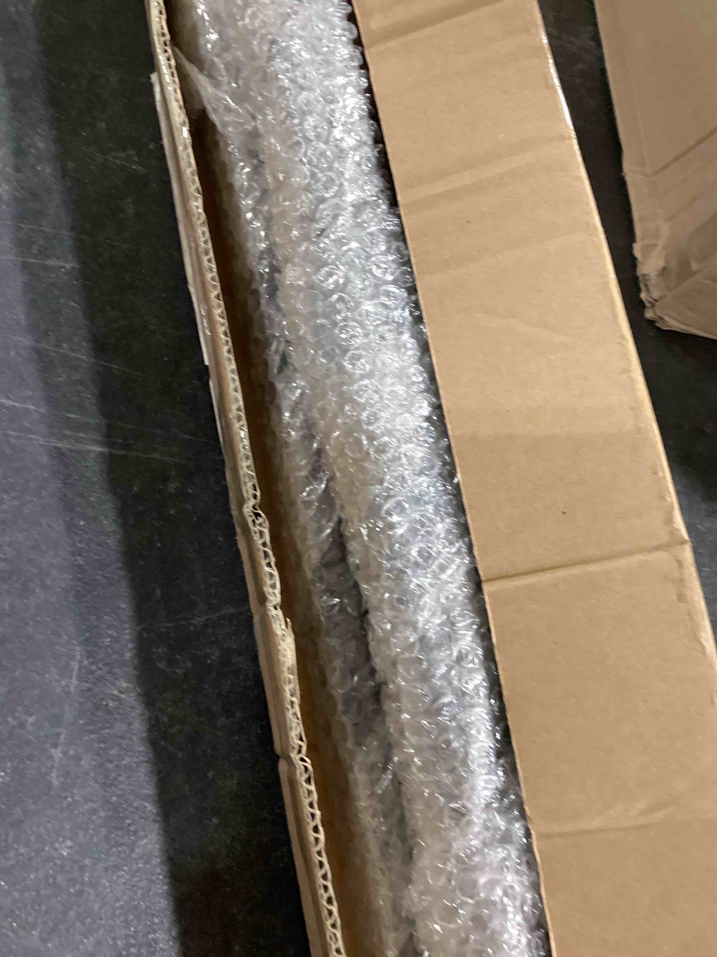 https://s3.amazonaws.com/lotting-images-prod/bidfta/PPE1778262_1742227000105.jpeg
