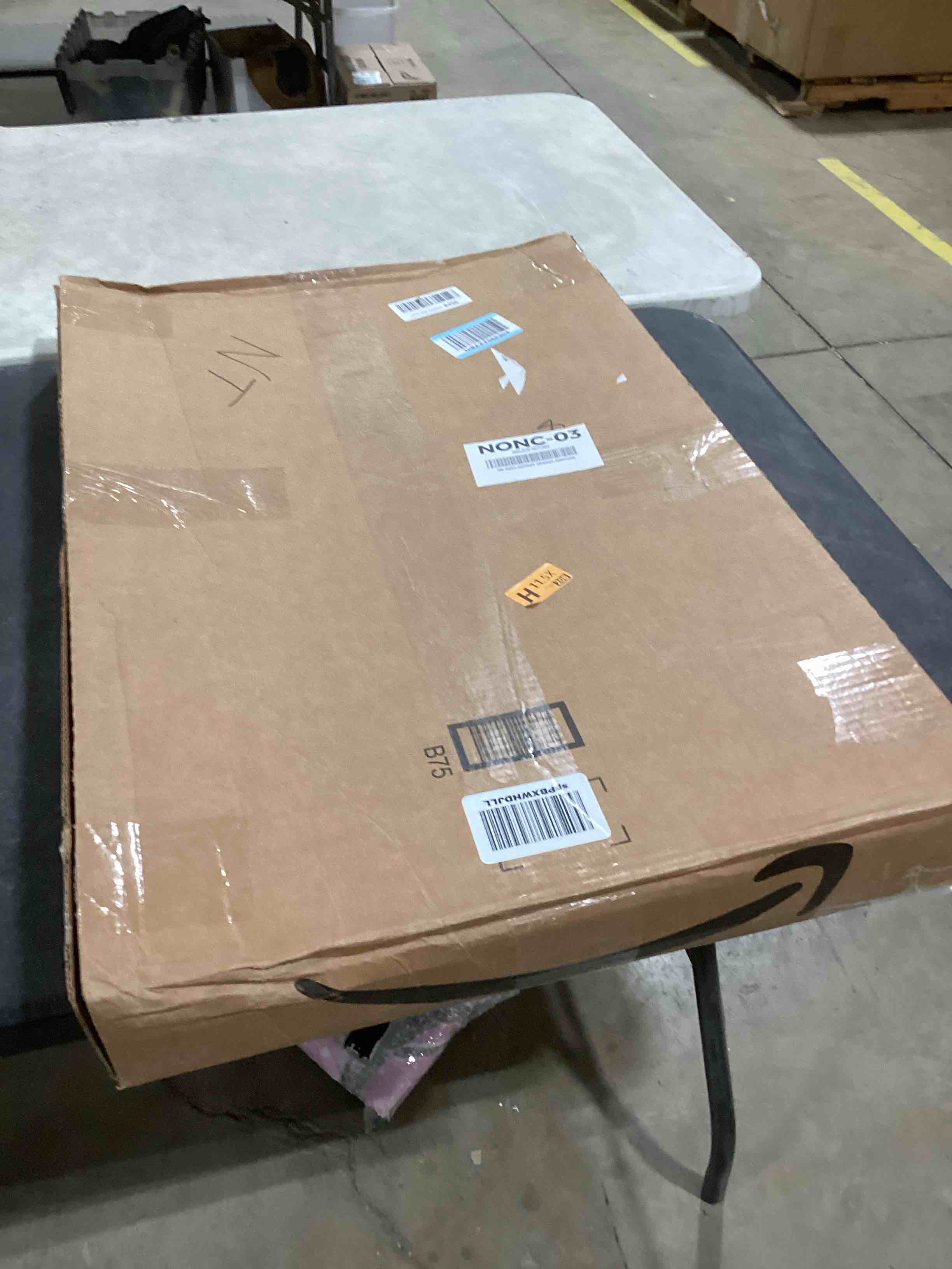 https://s3.amazonaws.com/lotting-images-prod/bidfta/PPE1778316_1742297656513.jpeg