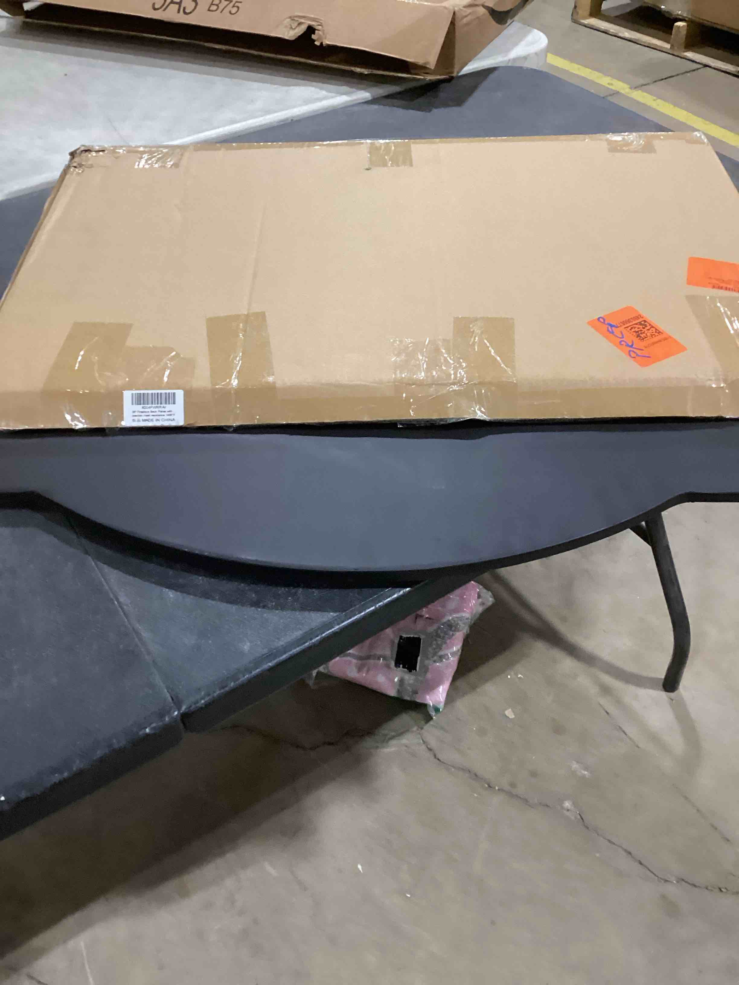 https://s3.amazonaws.com/lotting-images-prod/bidfta/PPE1778316_1742297709125.jpeg