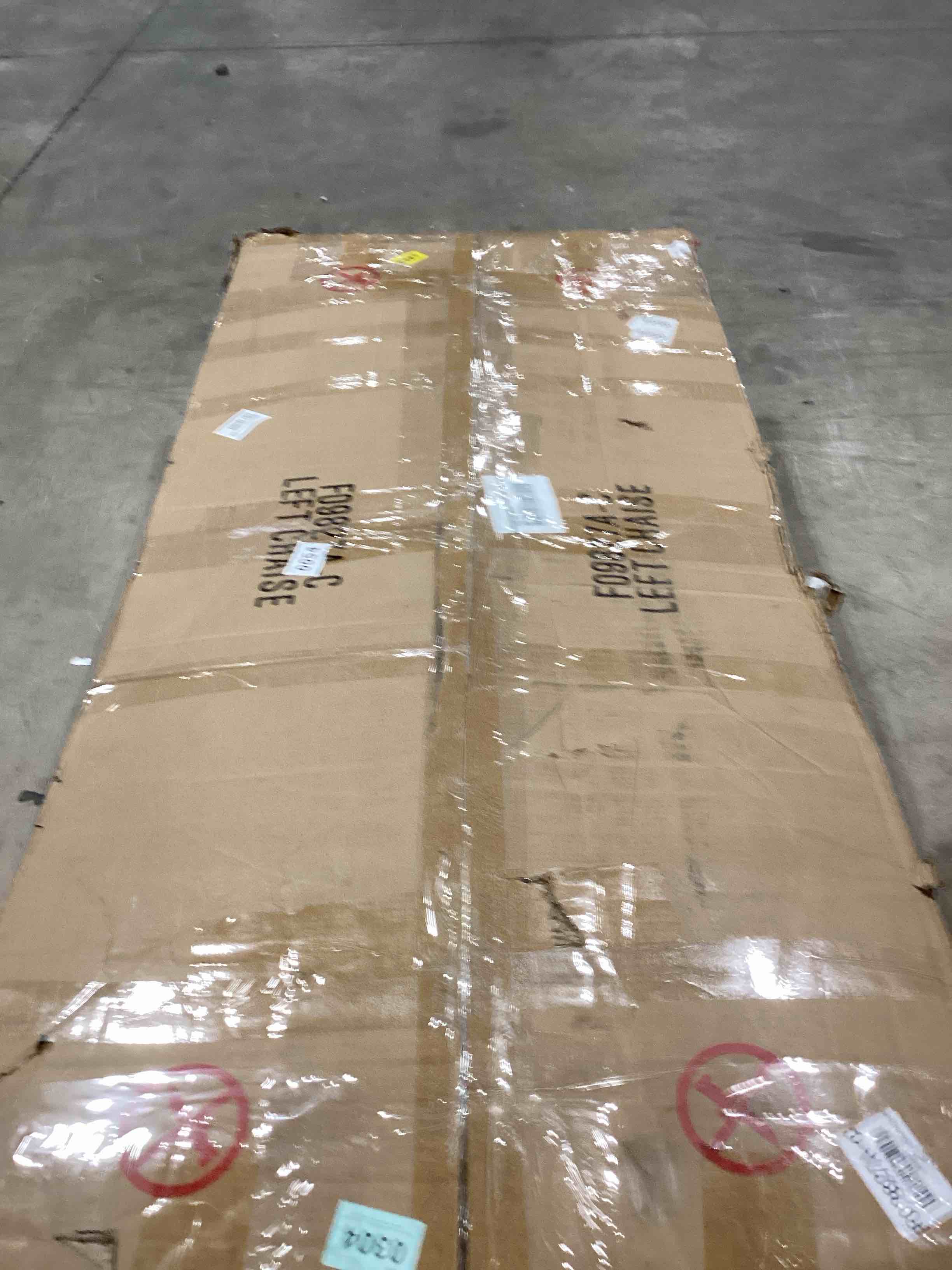 https://s3.amazonaws.com/lotting-images-prod/bidfta/PPE1779541_1743695636500.jpeg