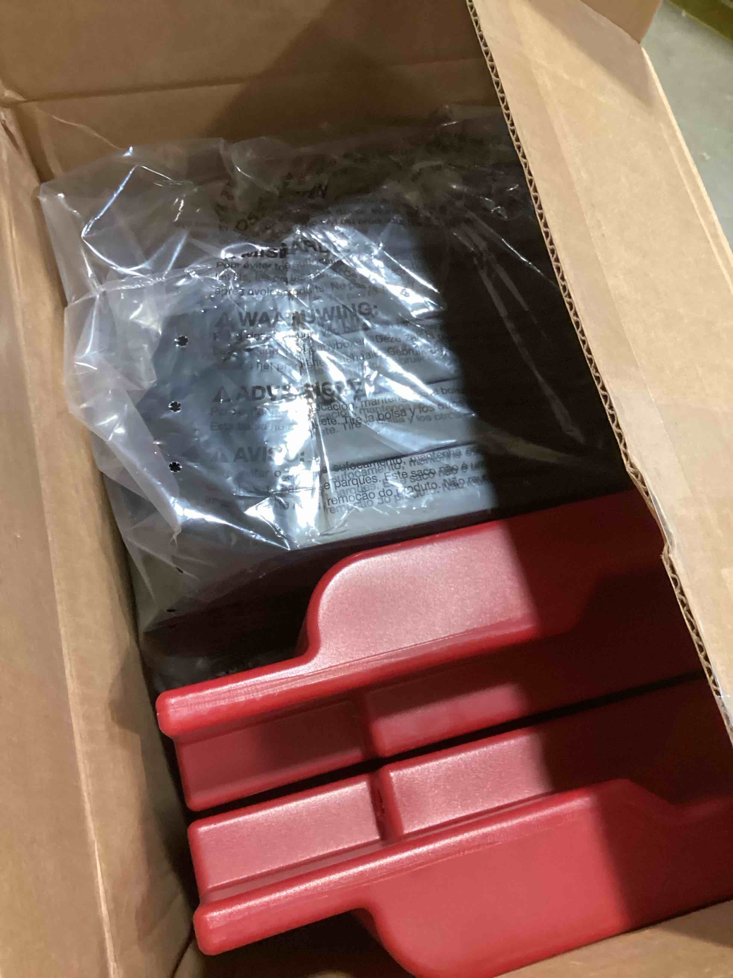 https://s3.amazonaws.com/lotting-images-prod/bidfta/PPE1779688_1743780704856.jpeg