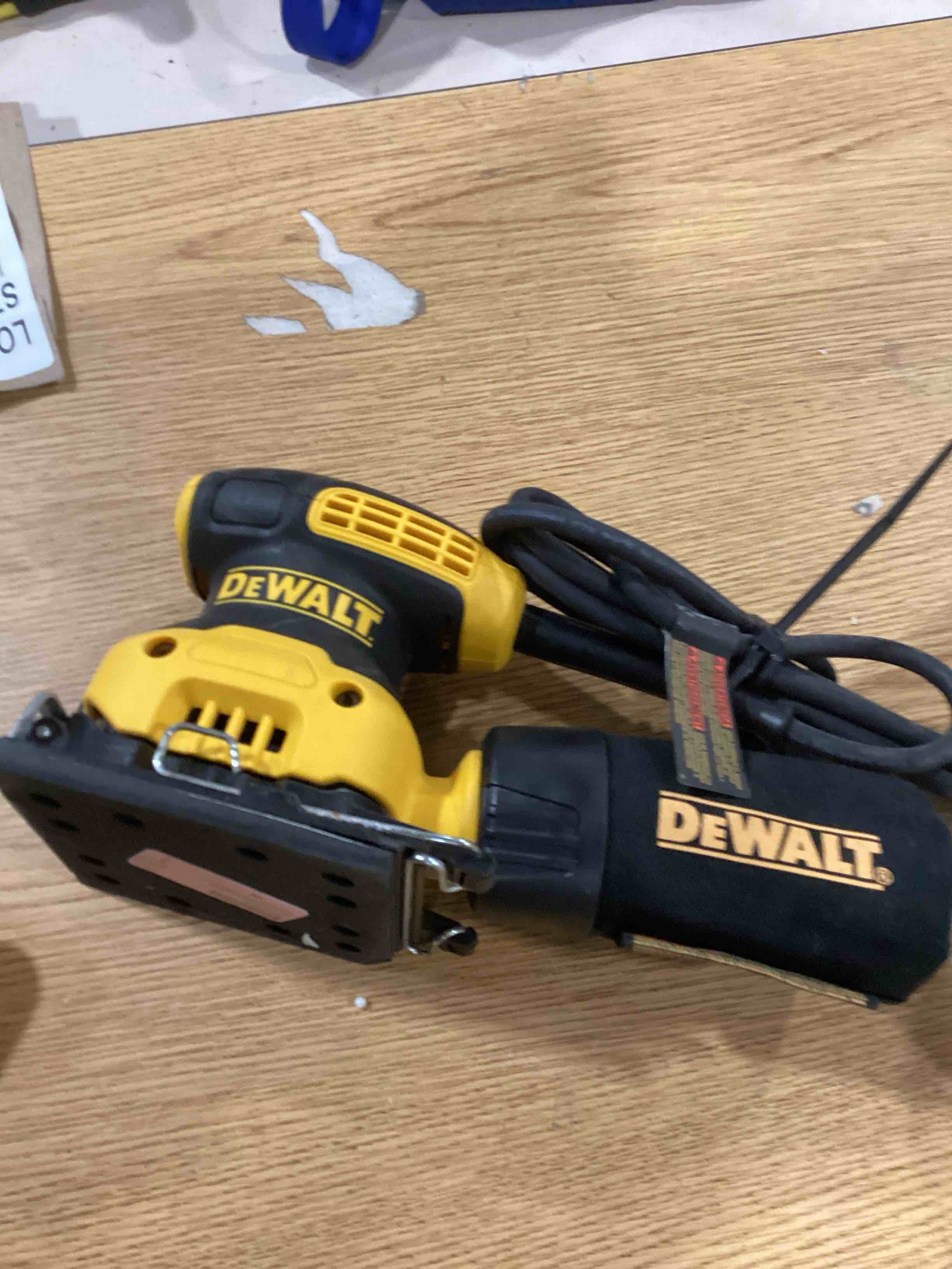https://s3.amazonaws.com/lotting-images-prod/bidfta/PPE1780019_1735321090101.jpeg