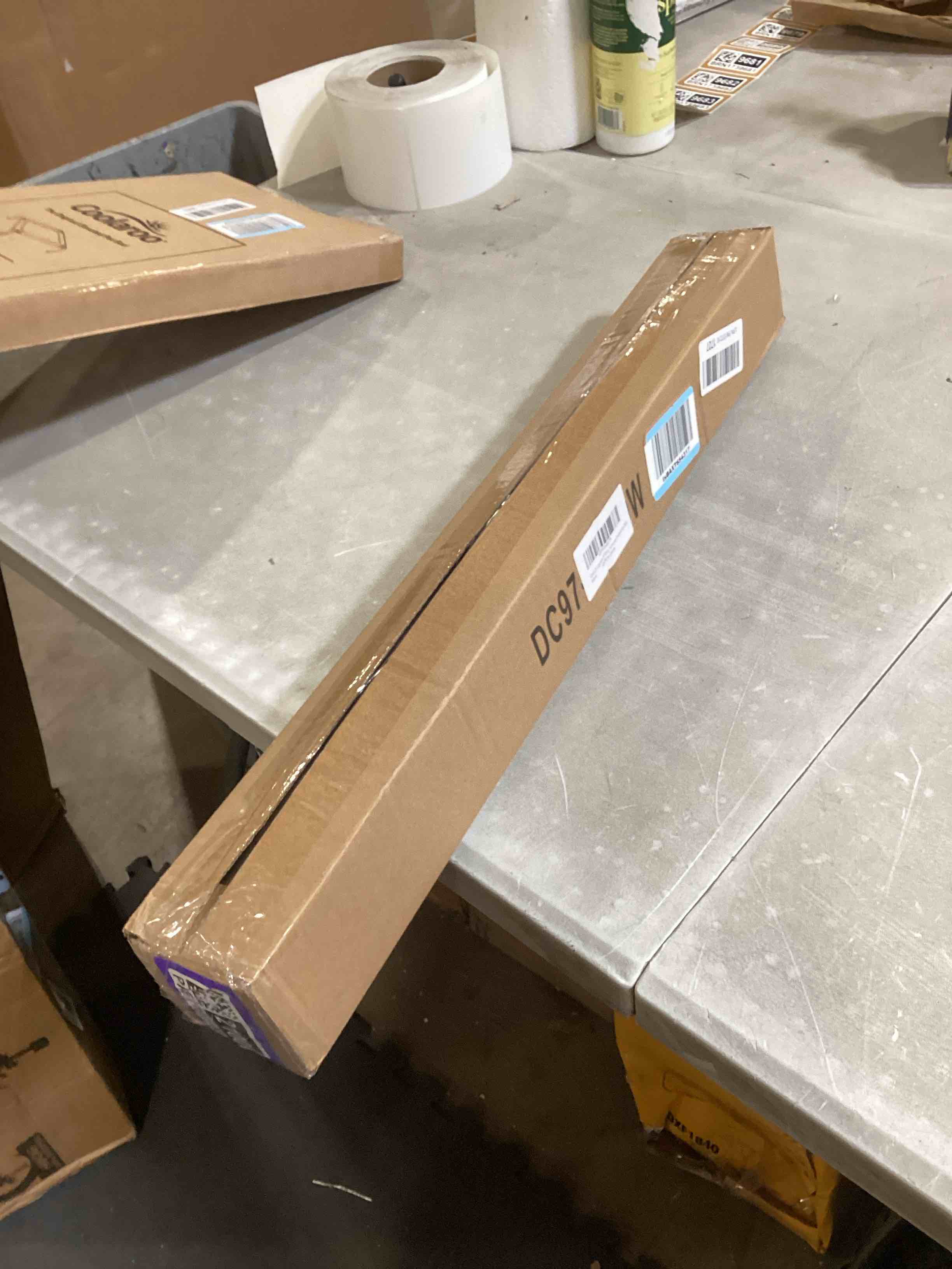 https://s3.amazonaws.com/lotting-images-prod/bidfta/PPE1782100_1748882908436.jpeg
