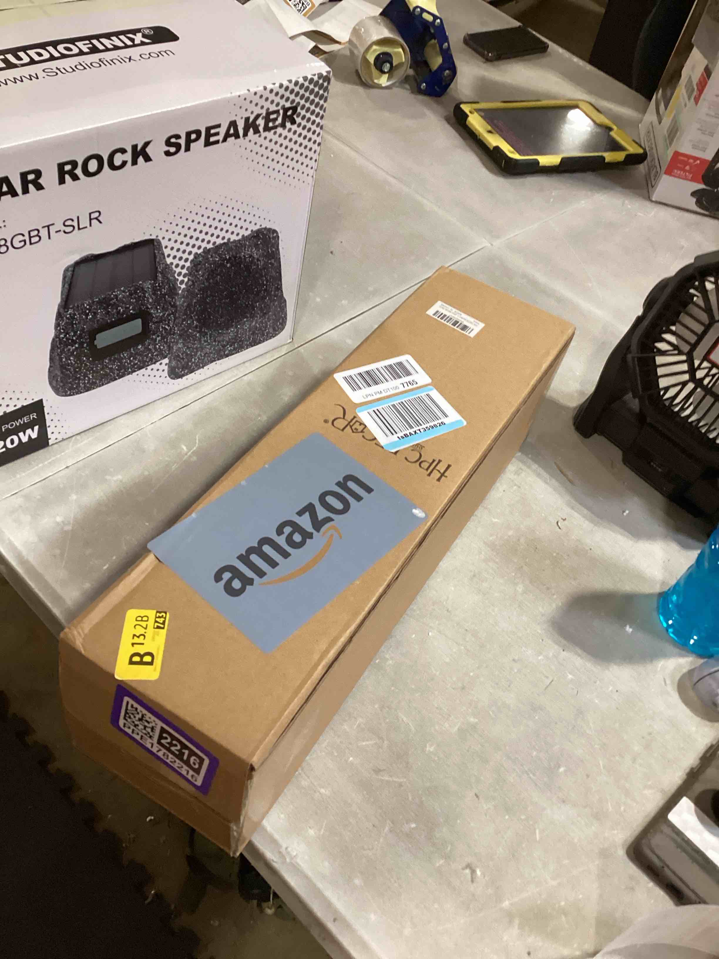 https://s3.amazonaws.com/lotting-images-prod/bidfta/PPE1782216_1748957470999.jpeg