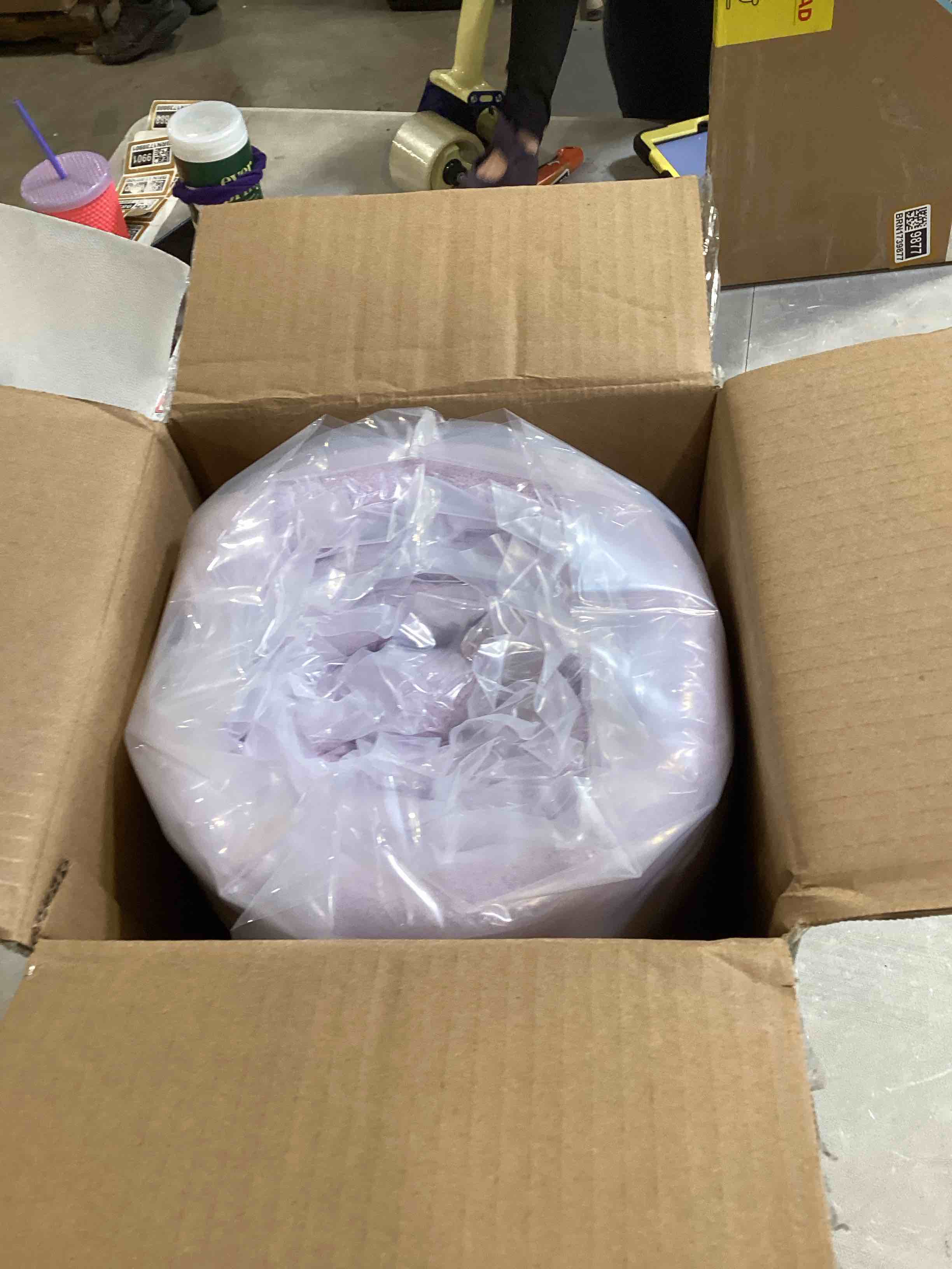 https://s3.amazonaws.com/lotting-images-prod/bidfta/PPE1782331_1748968918852.jpeg