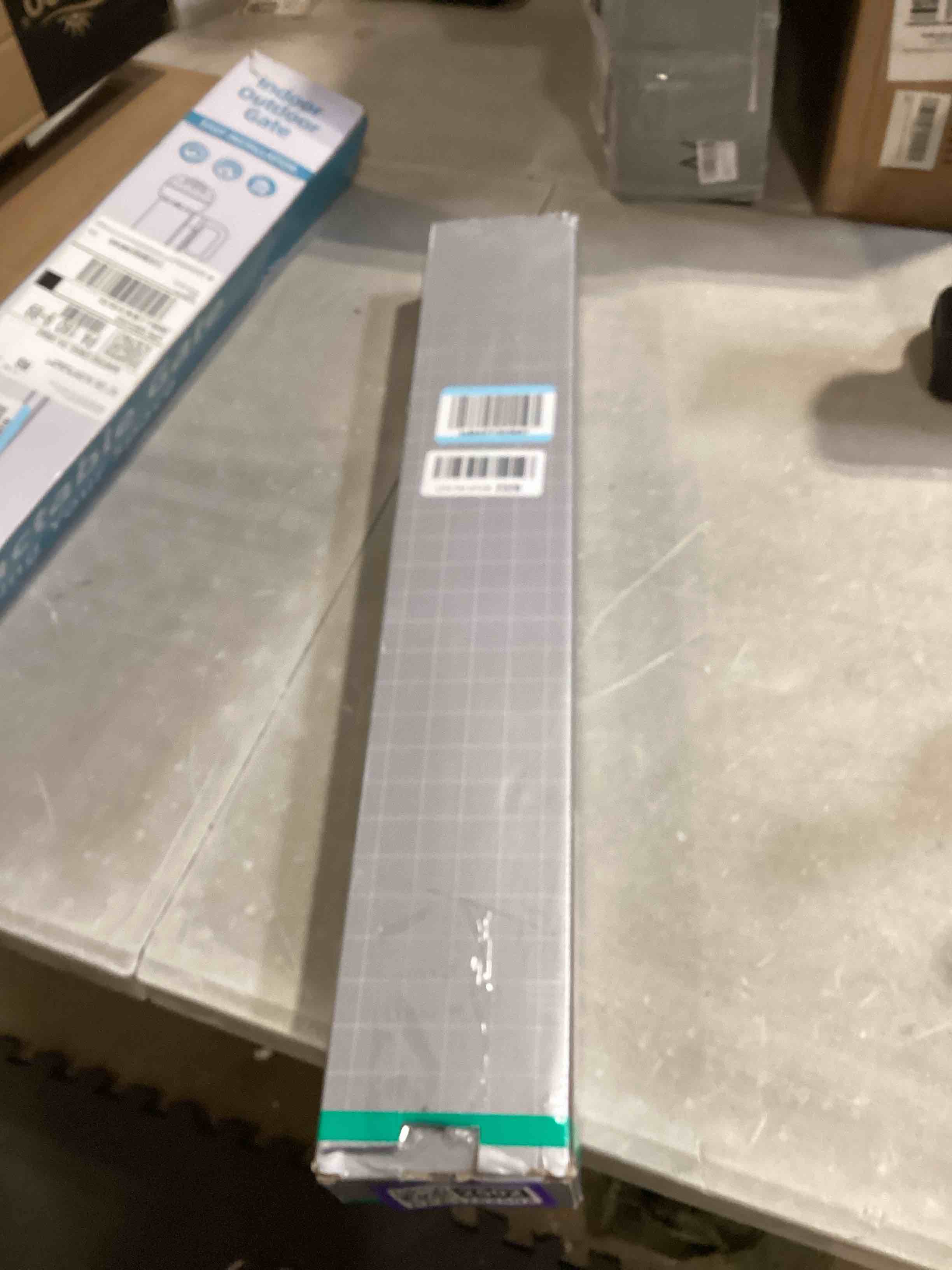 https://s3.amazonaws.com/lotting-images-prod/bidfta/PPE1782502_1749043839035.jpeg