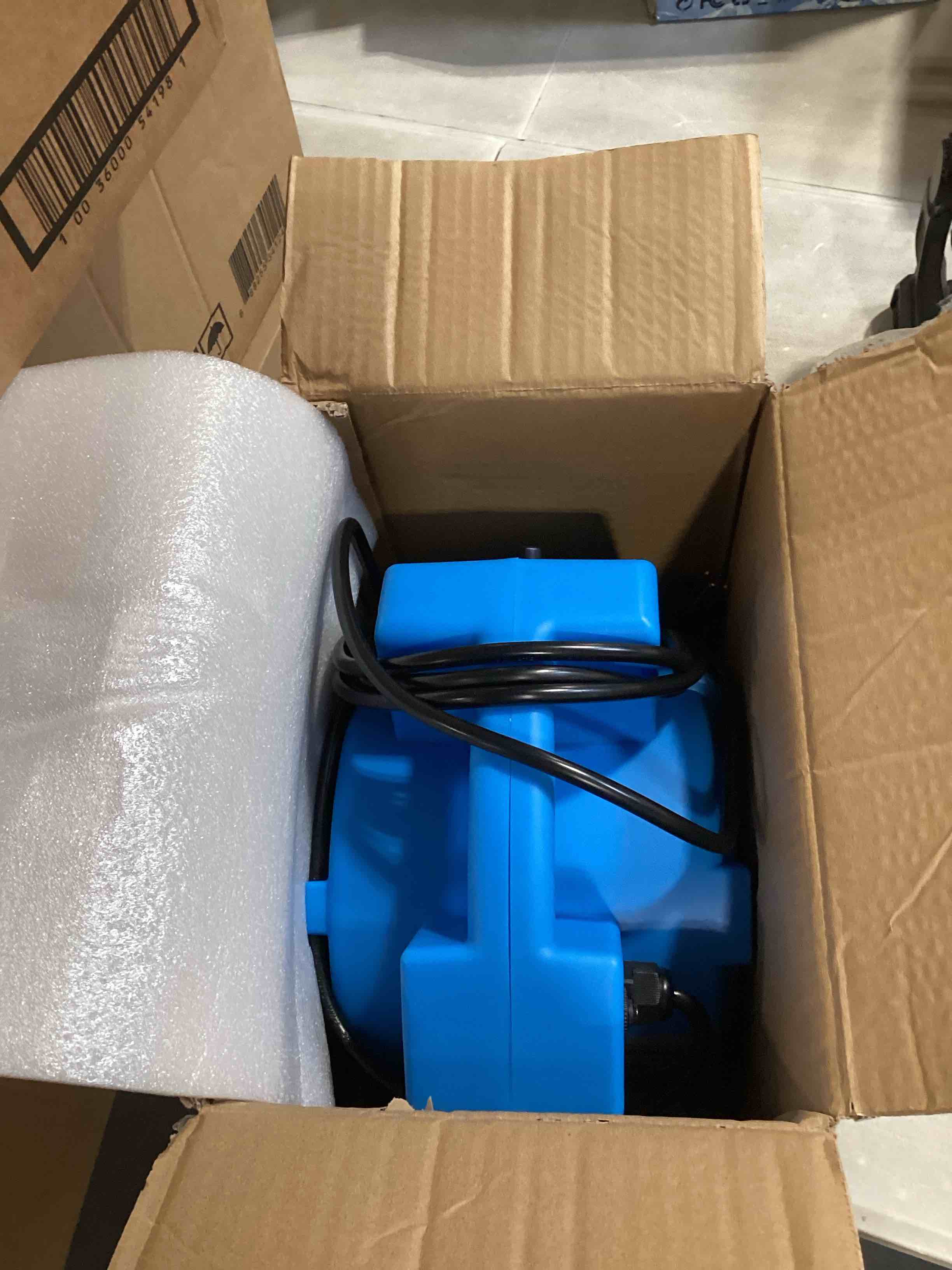 https://s3.amazonaws.com/lotting-images-prod/bidfta/PPE1782747_1749132322065.jpeg