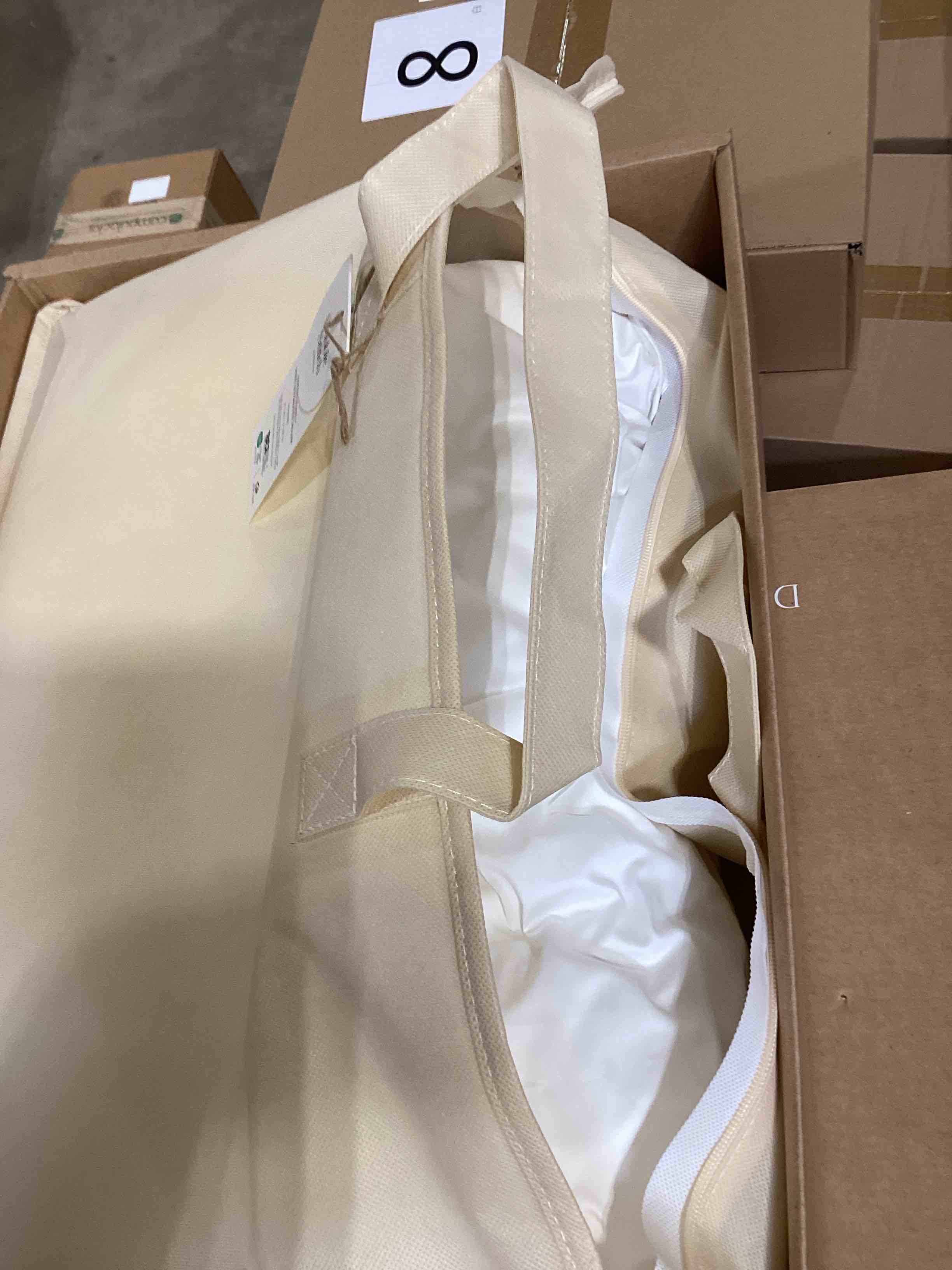 https://s3.amazonaws.com/lotting-images-prod/bidfta/PPE1782817_1749136849986.jpeg