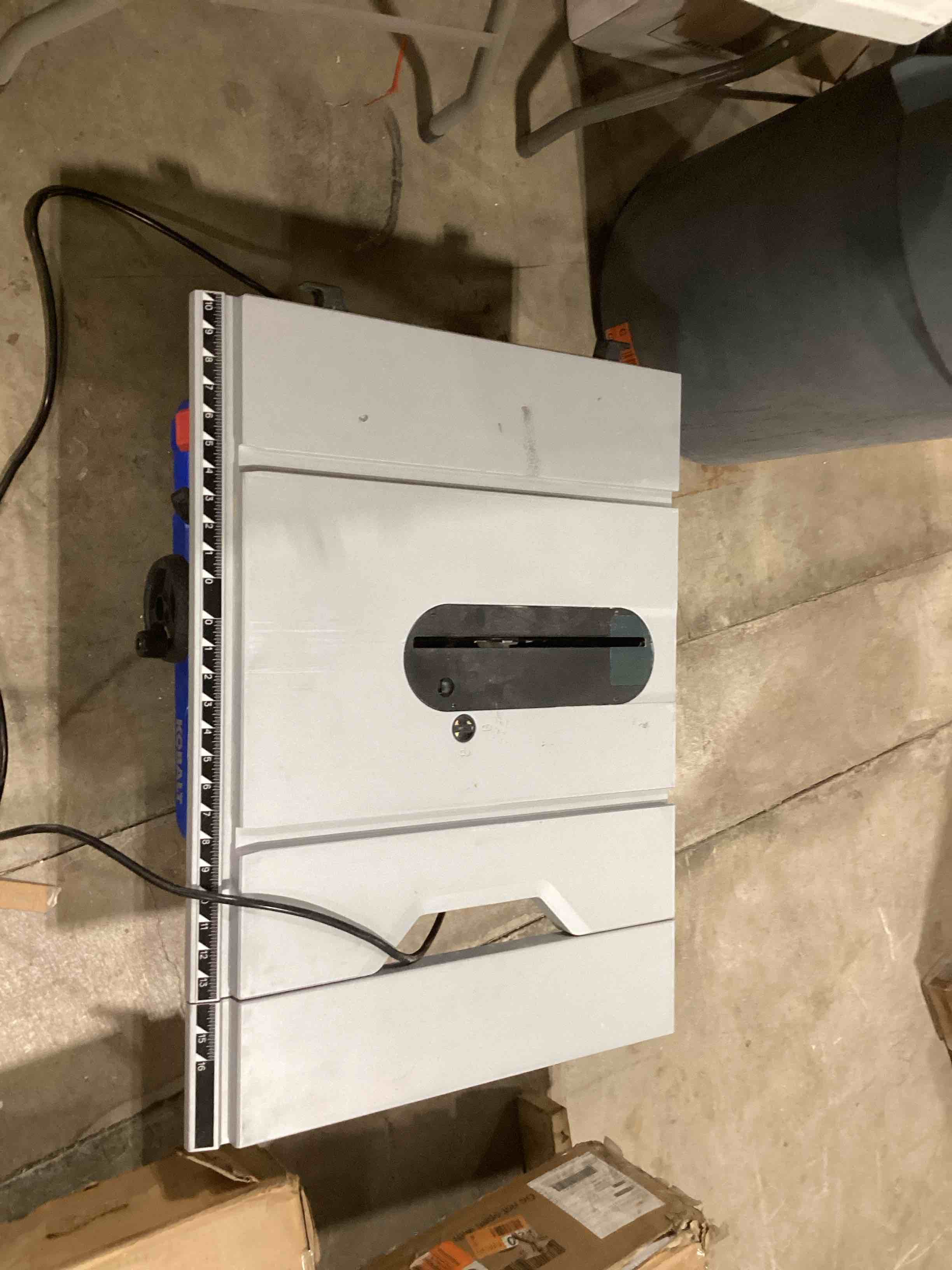 Kobalt 10-in 15-Amp 120-Volt Corded Portable Benchtop Table Saw