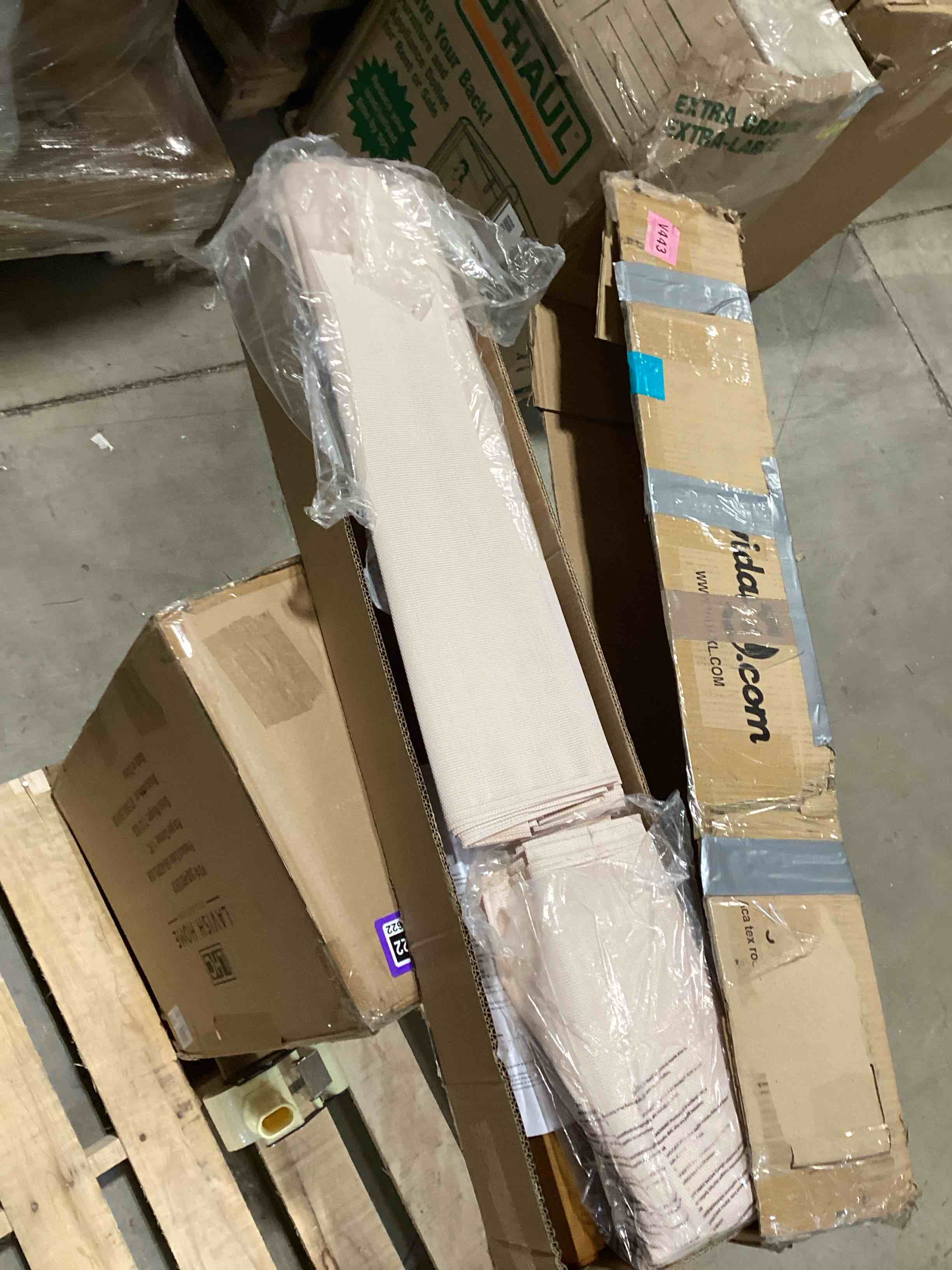 https://s3.amazonaws.com/lotting-images-prod/bidfta/PPE1783627_1736271181124.jpeg